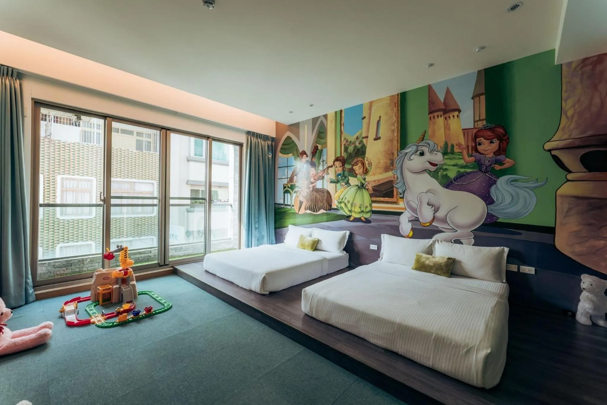 children, Bed in Elsa House