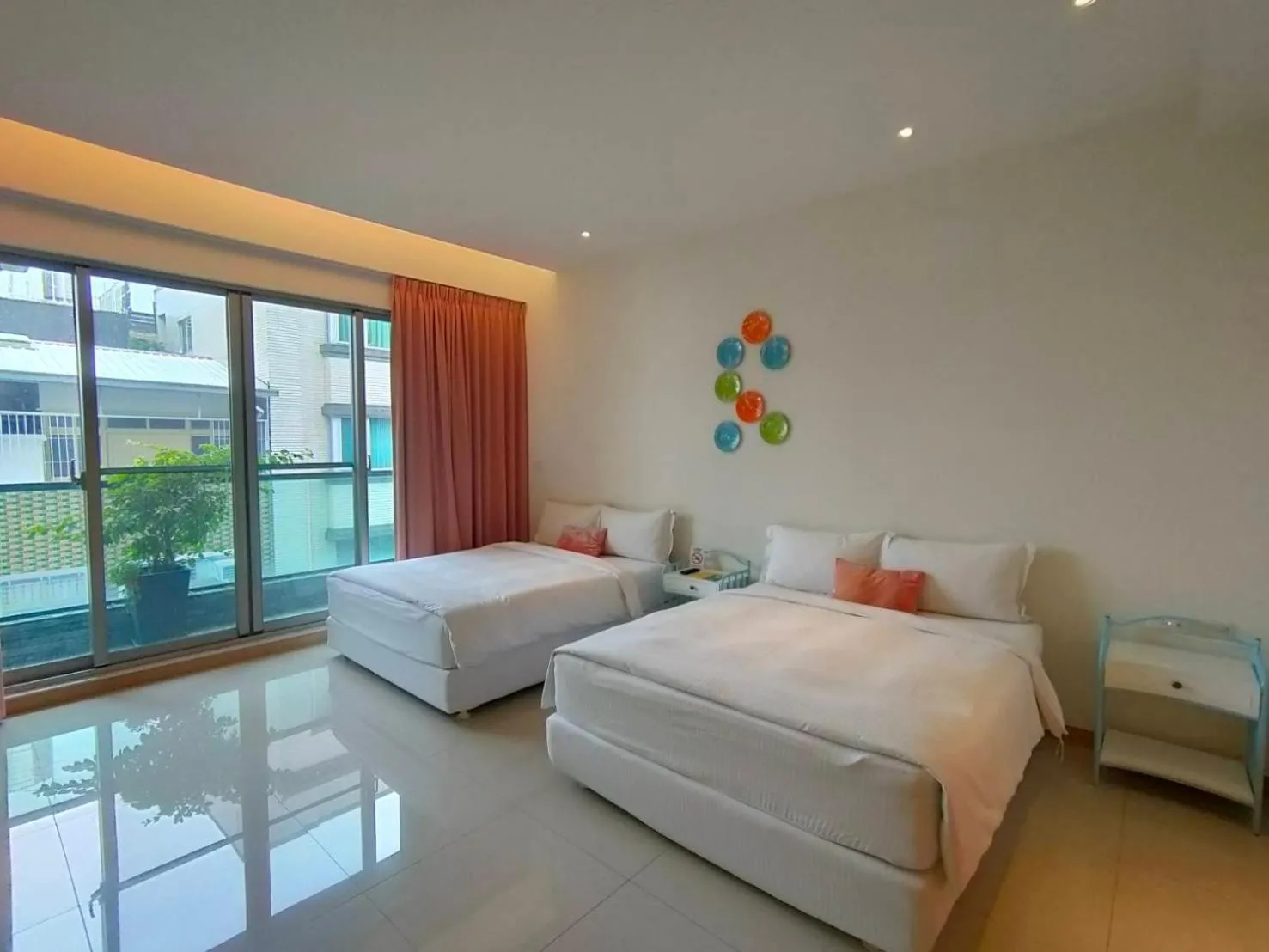 Photo of the whole room, Bed in Elsa House