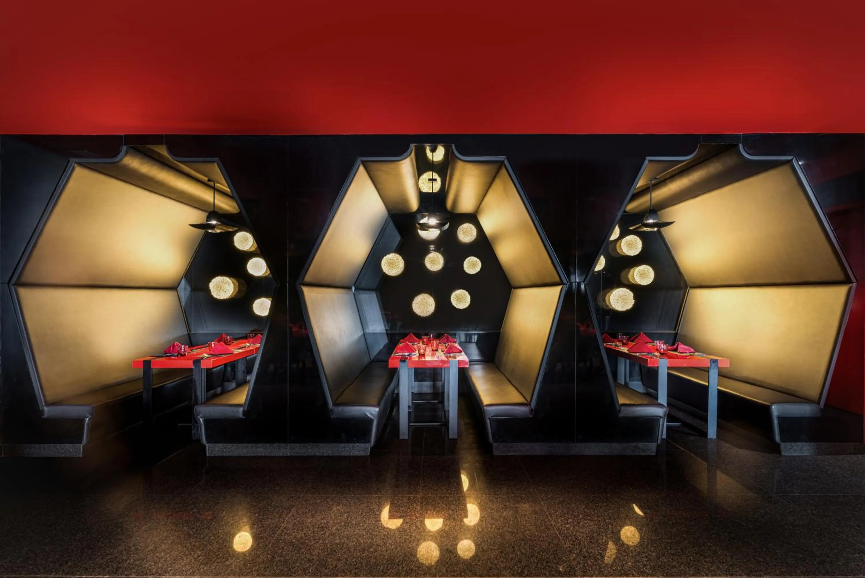 Restaurant/places to eat in Mövenpick Hotel Colombo