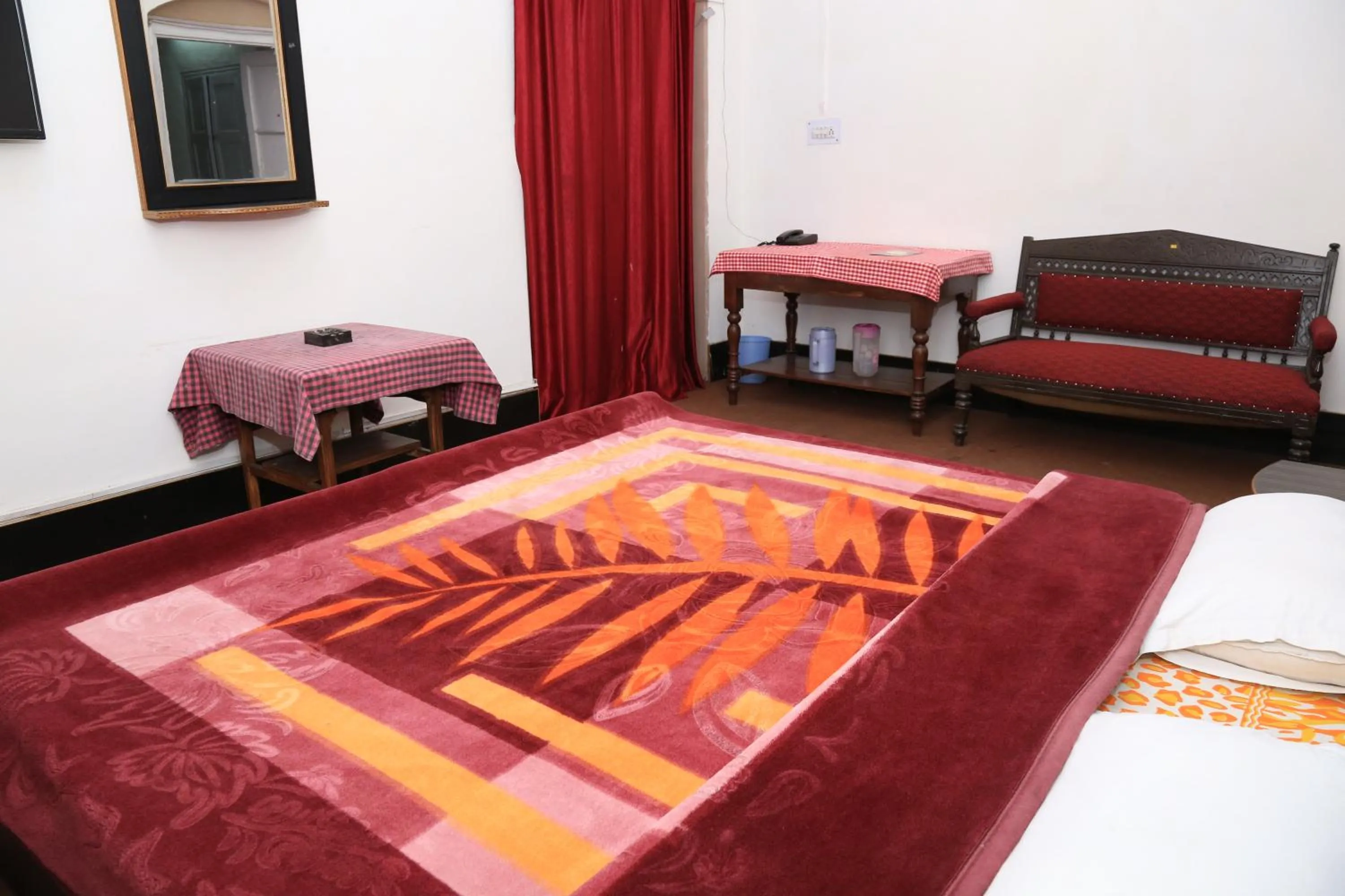 Bed in Prince Hotel Mallroad