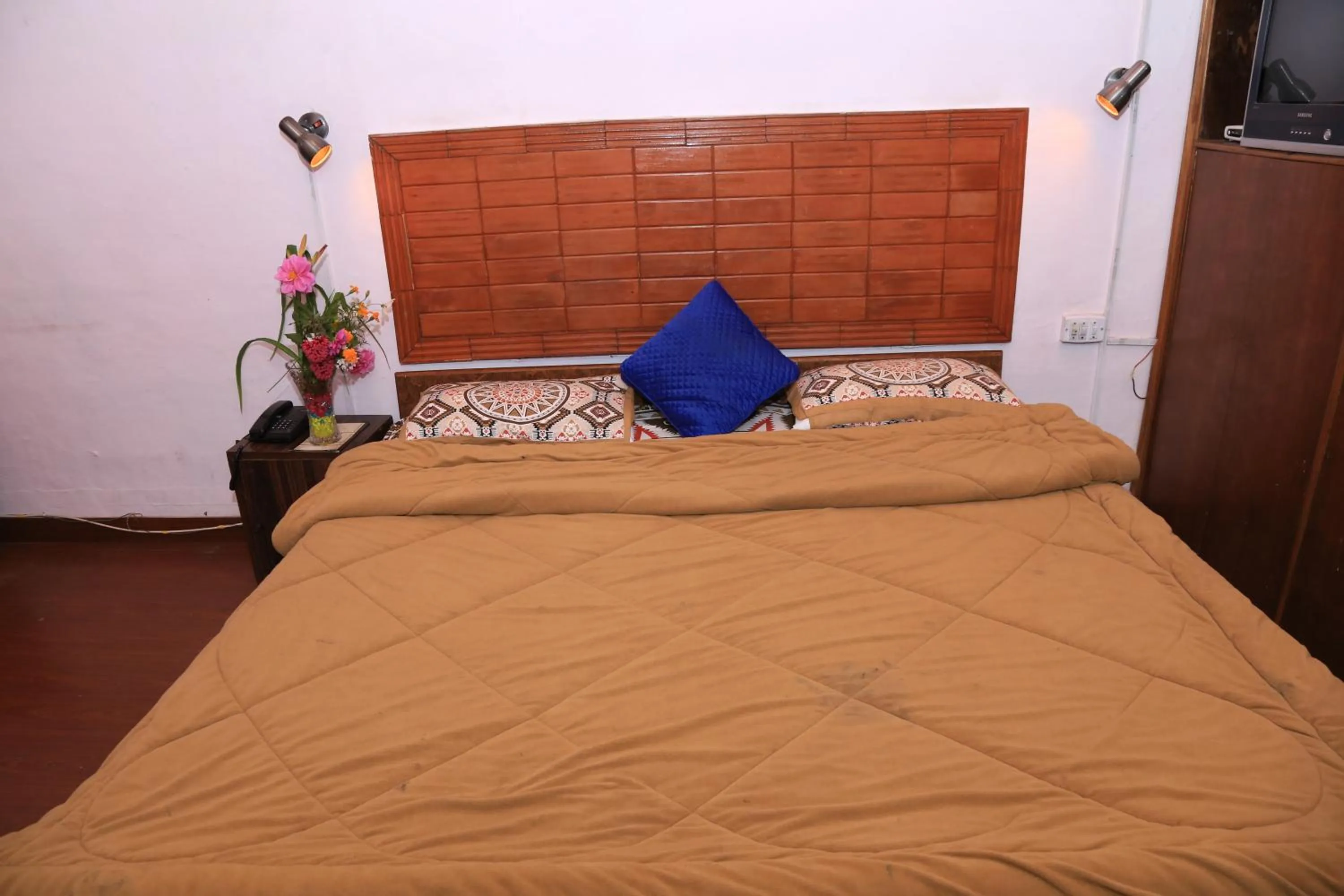 Bed in Prince Hotel Mallroad