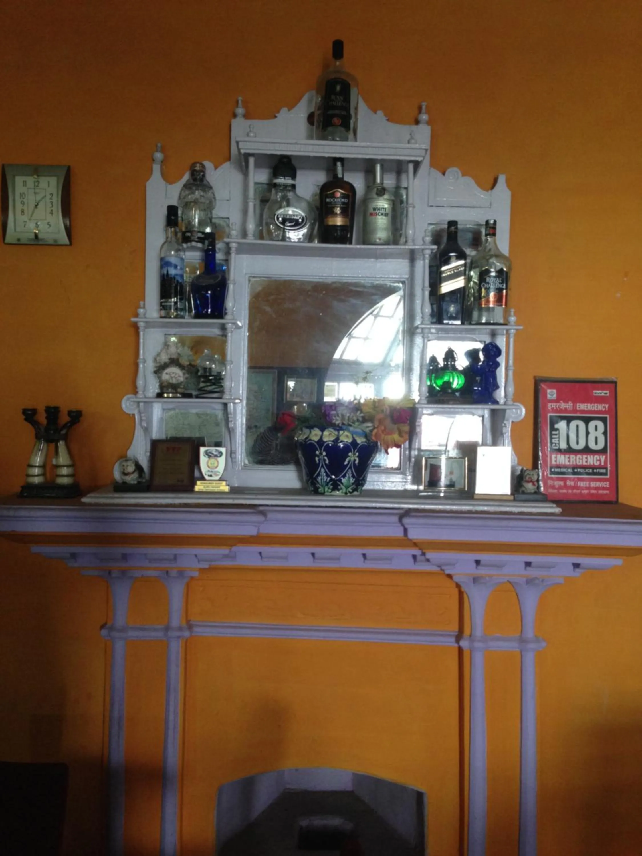 Lounge or bar in Prince Hotel Mallroad