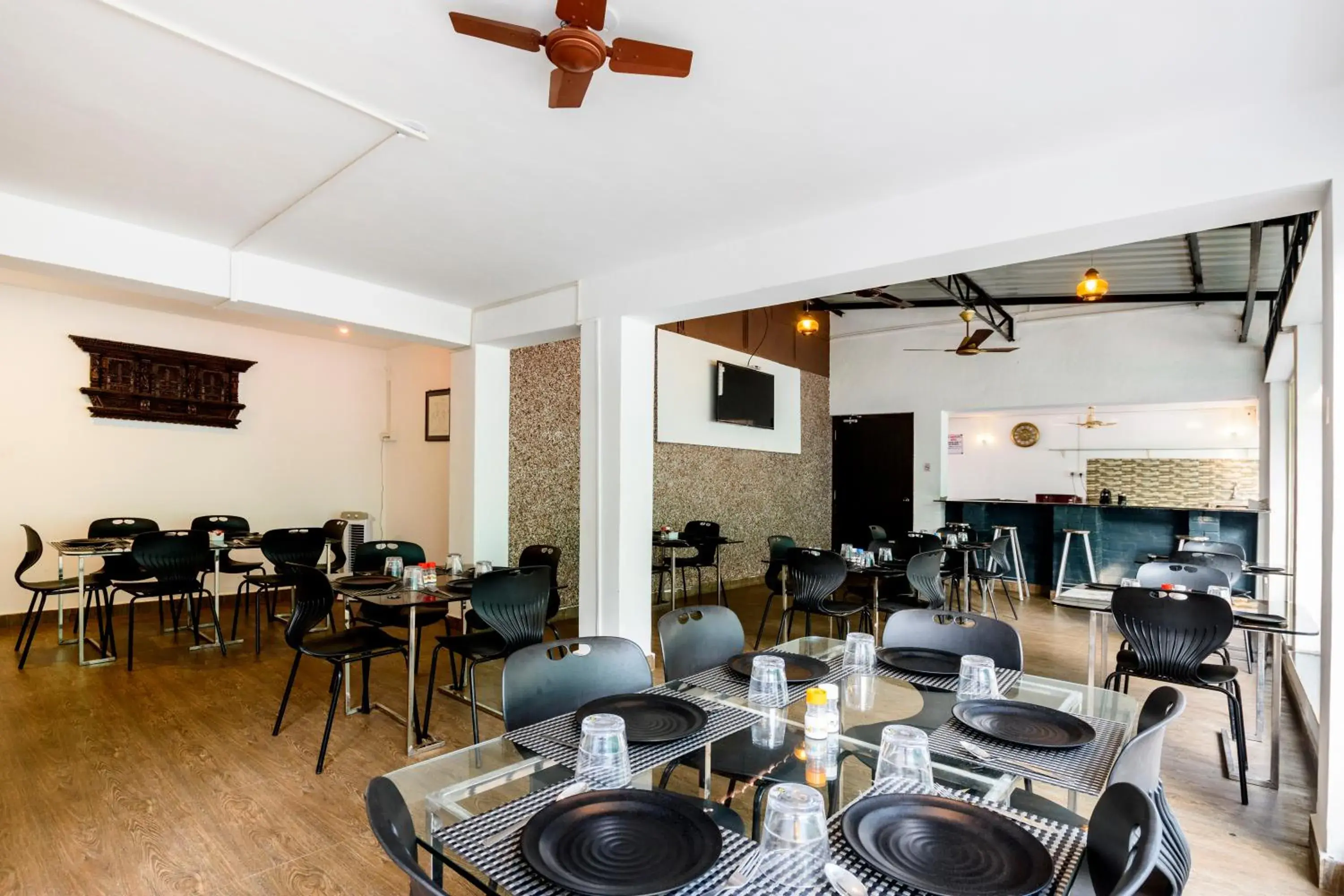 Restaurant/places to eat in Mariaariose - "Melody of the Sea" Restaurant/places to eat in Mariaariose - "Melody of the Sea"