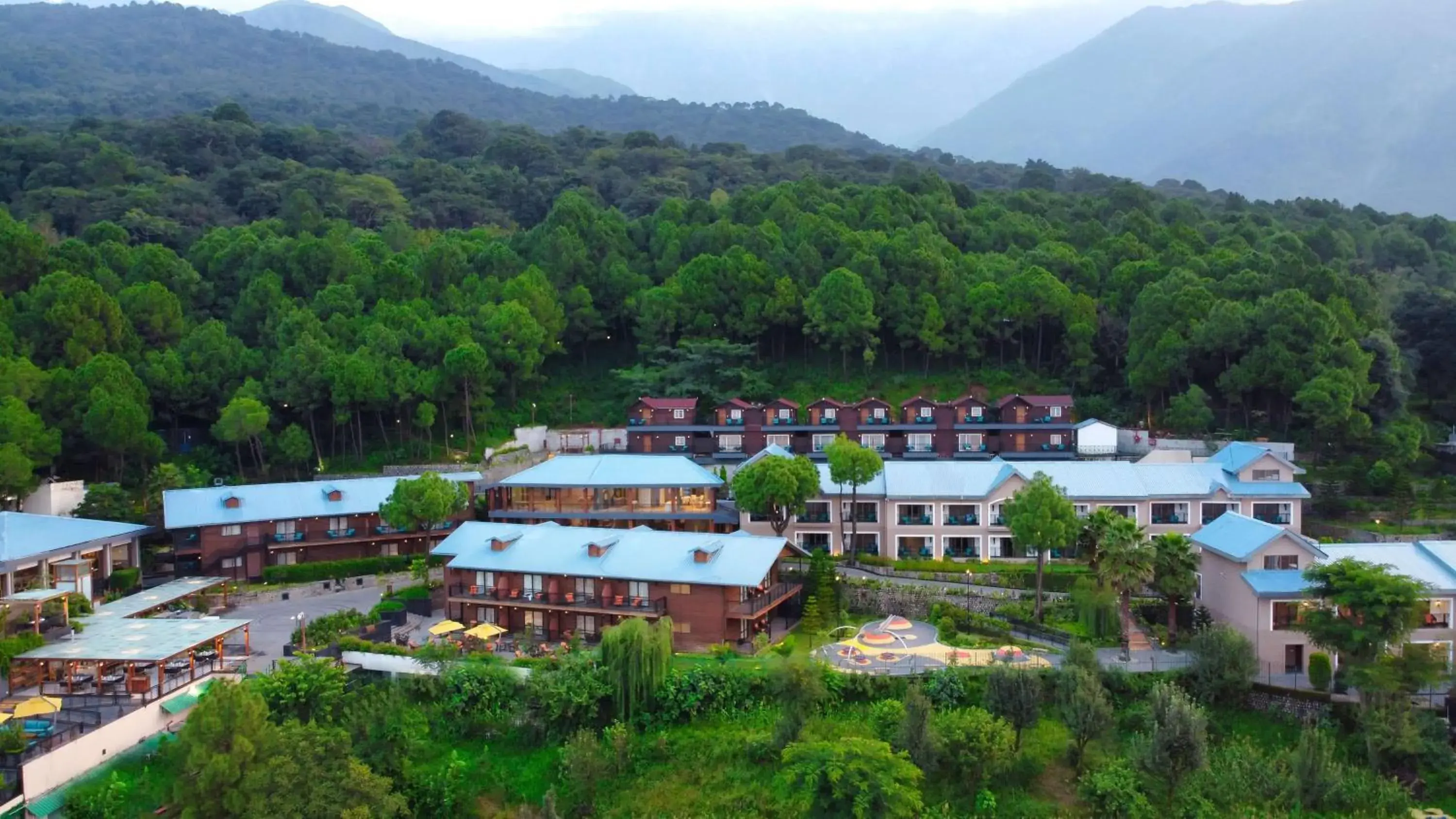 Property building in Radisson Blu Resort Dharamshala Property building in Radisson Blu Resort Dharamshala