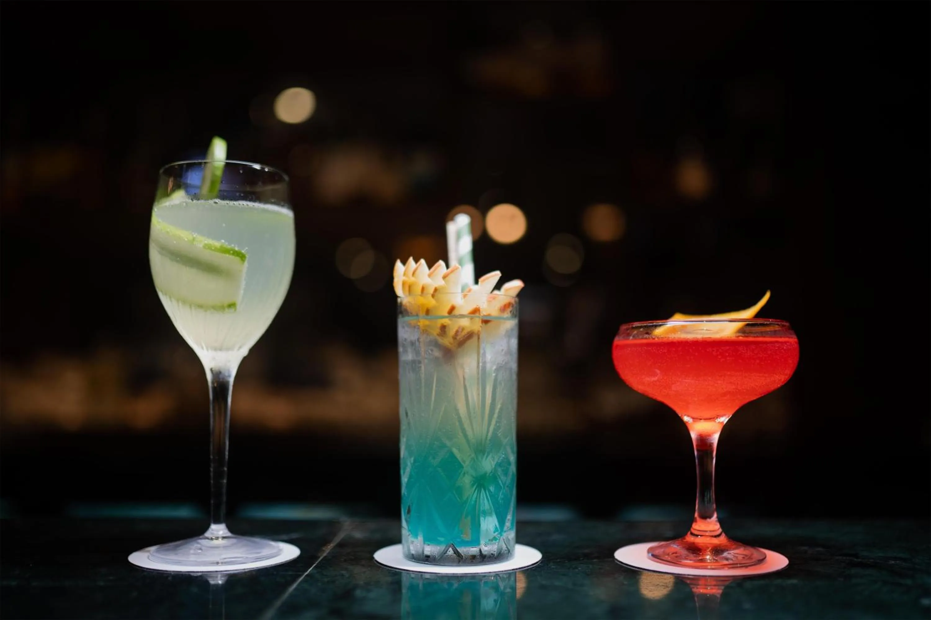 Lounge or bar in Radisson Blu Resort Dharamshala