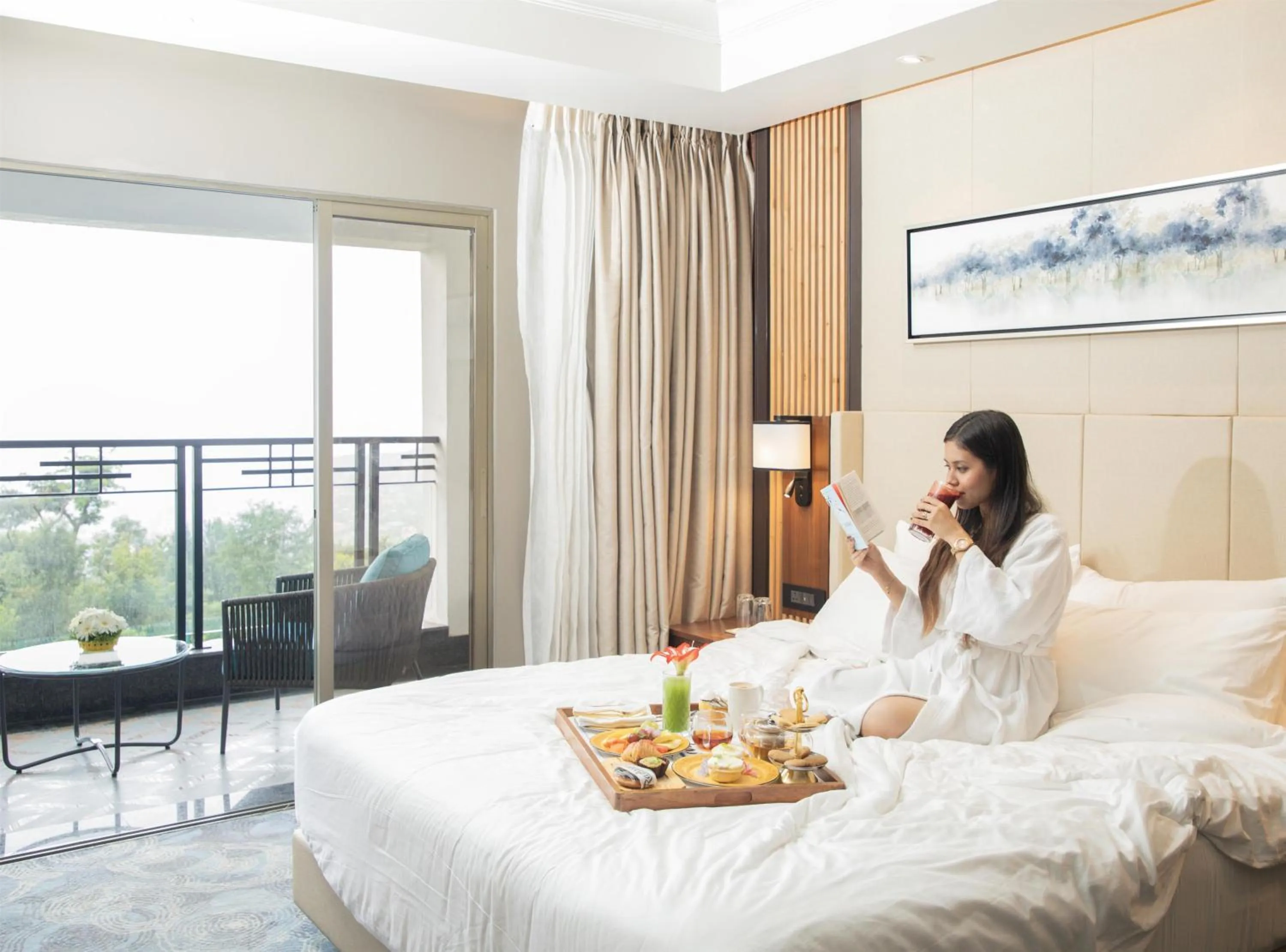 Other, Bed in Radisson Blu Resort Dharamshala