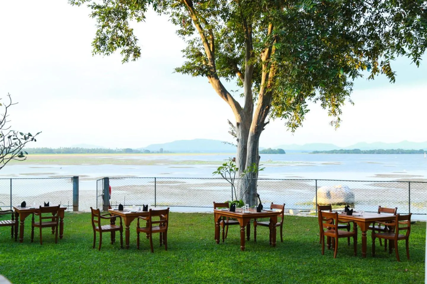 Garden in Yala Oga Reach Hotel