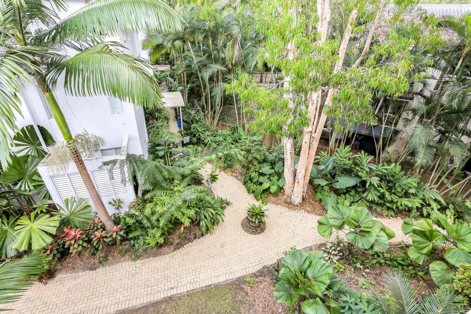 Garden in Elysium Private Apartments at Beach Club & Spa