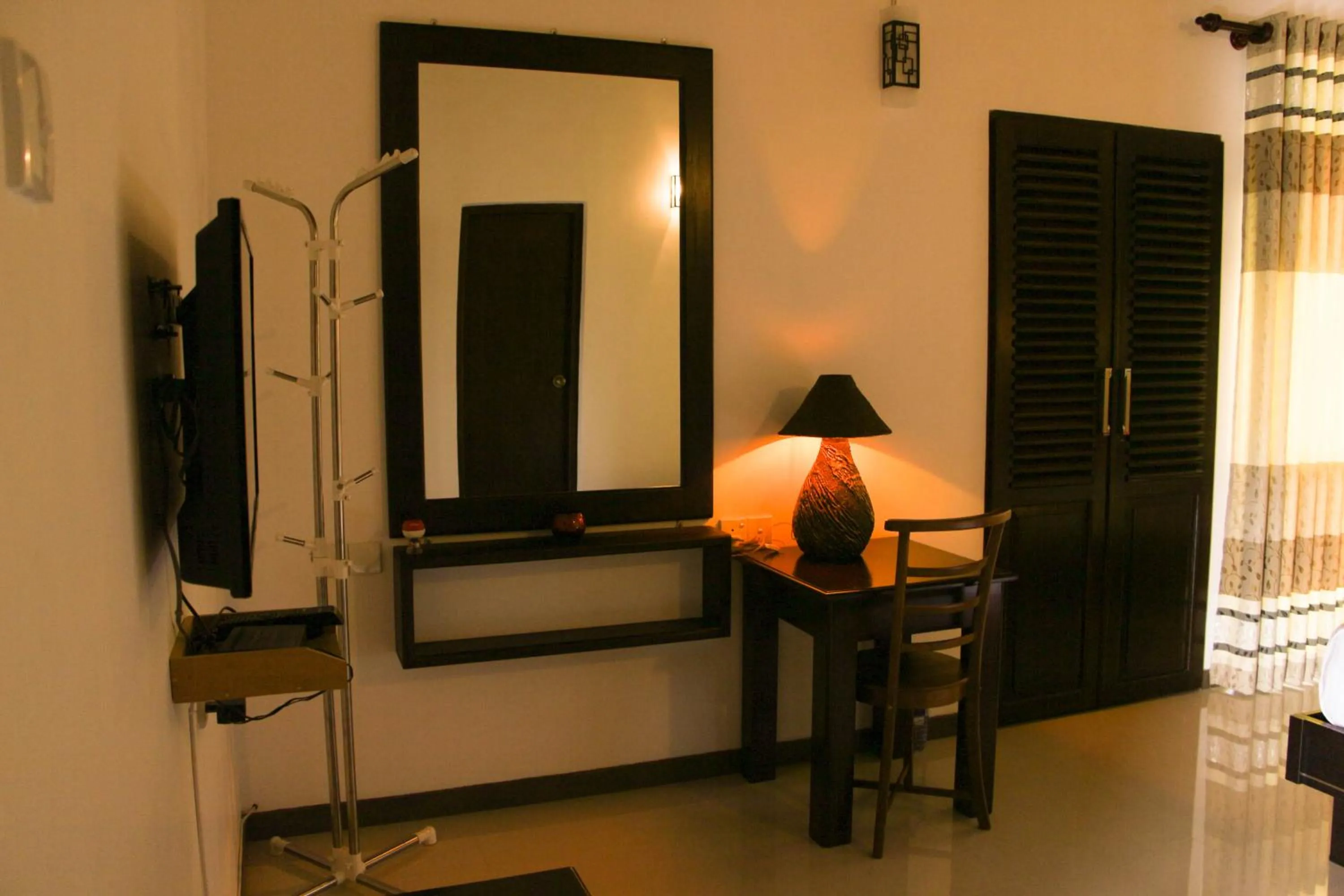 TV and multimedia in River Breeze Villa Bentota