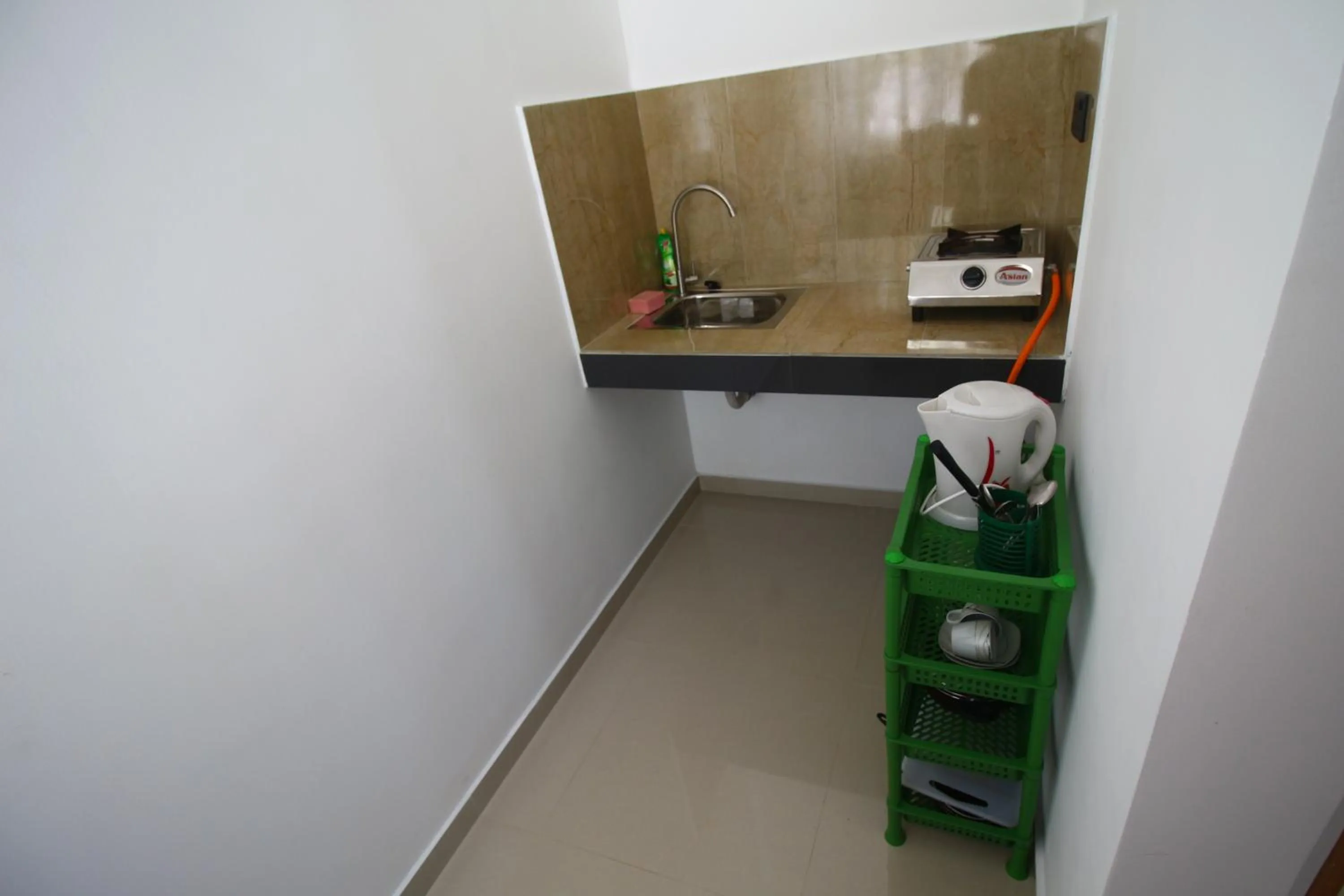 Kitchen or kitchenette in River Breeze Villa Bentota