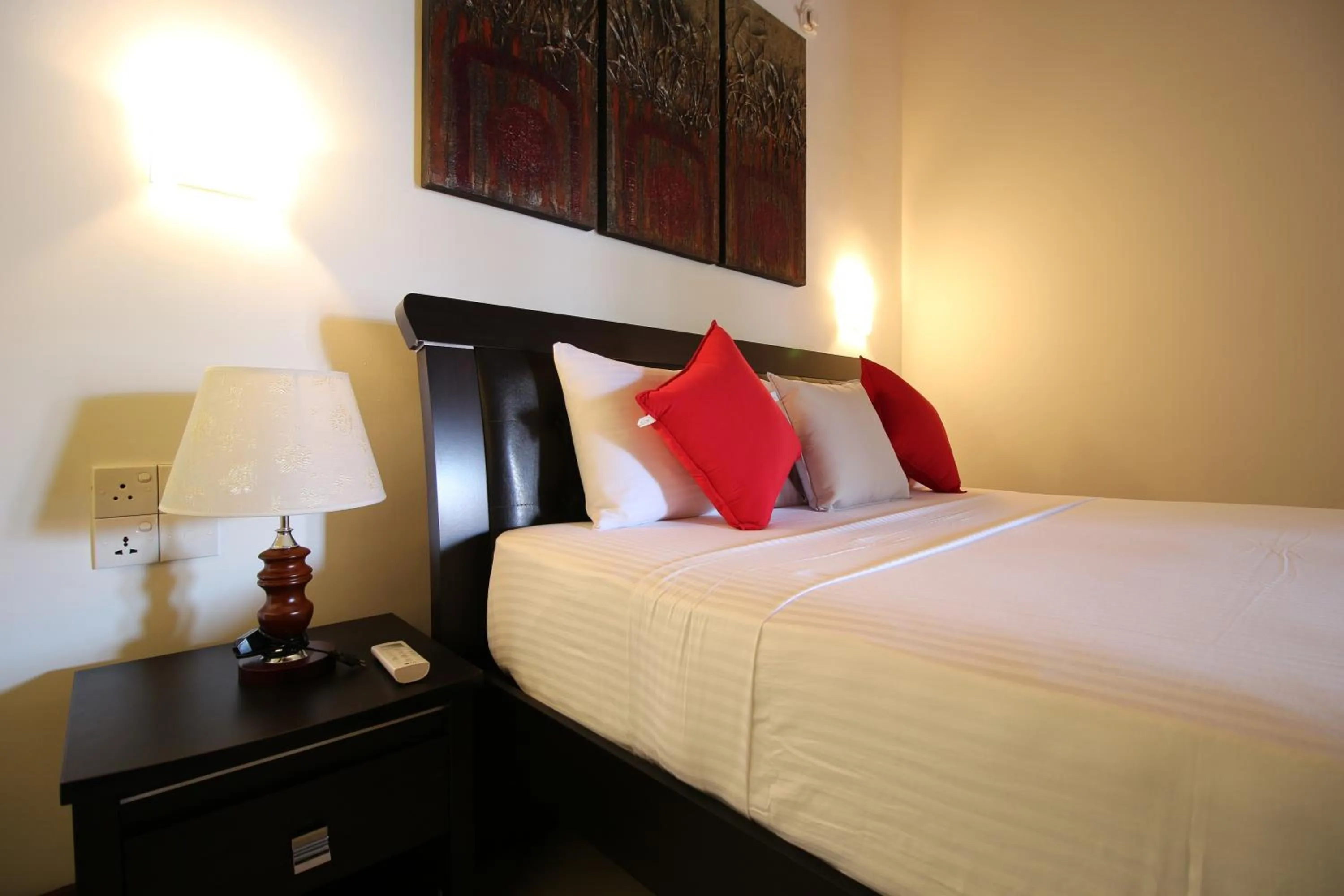 Bed in River Breeze Villa Bentota