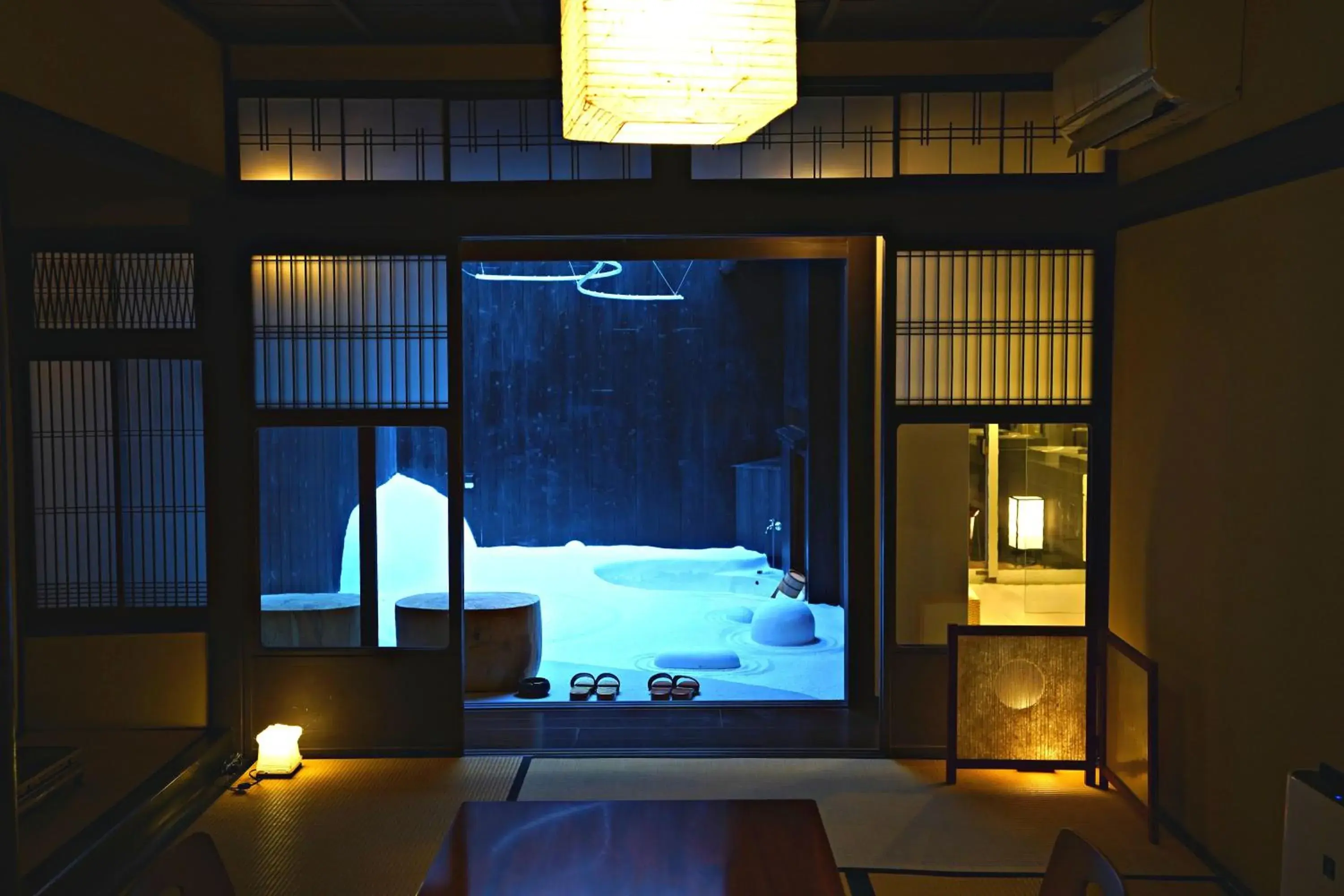 View (from property/room), Bed in Kiraku Kyoto Aneyakoji View (from property/room), Bed in Kiraku Kyoto Aneyakoji