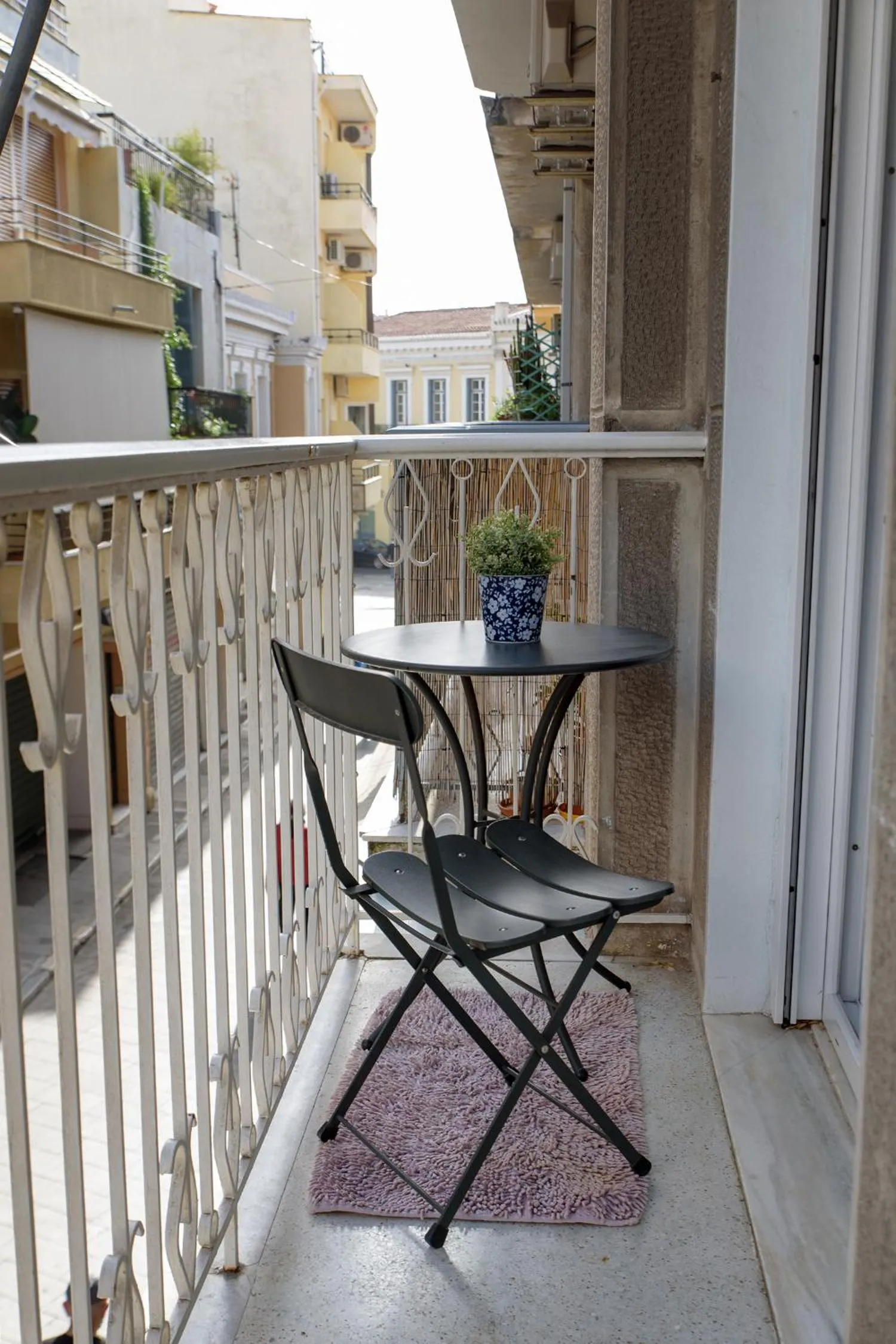 Day in Acropolis Lovely Flat in Plaka