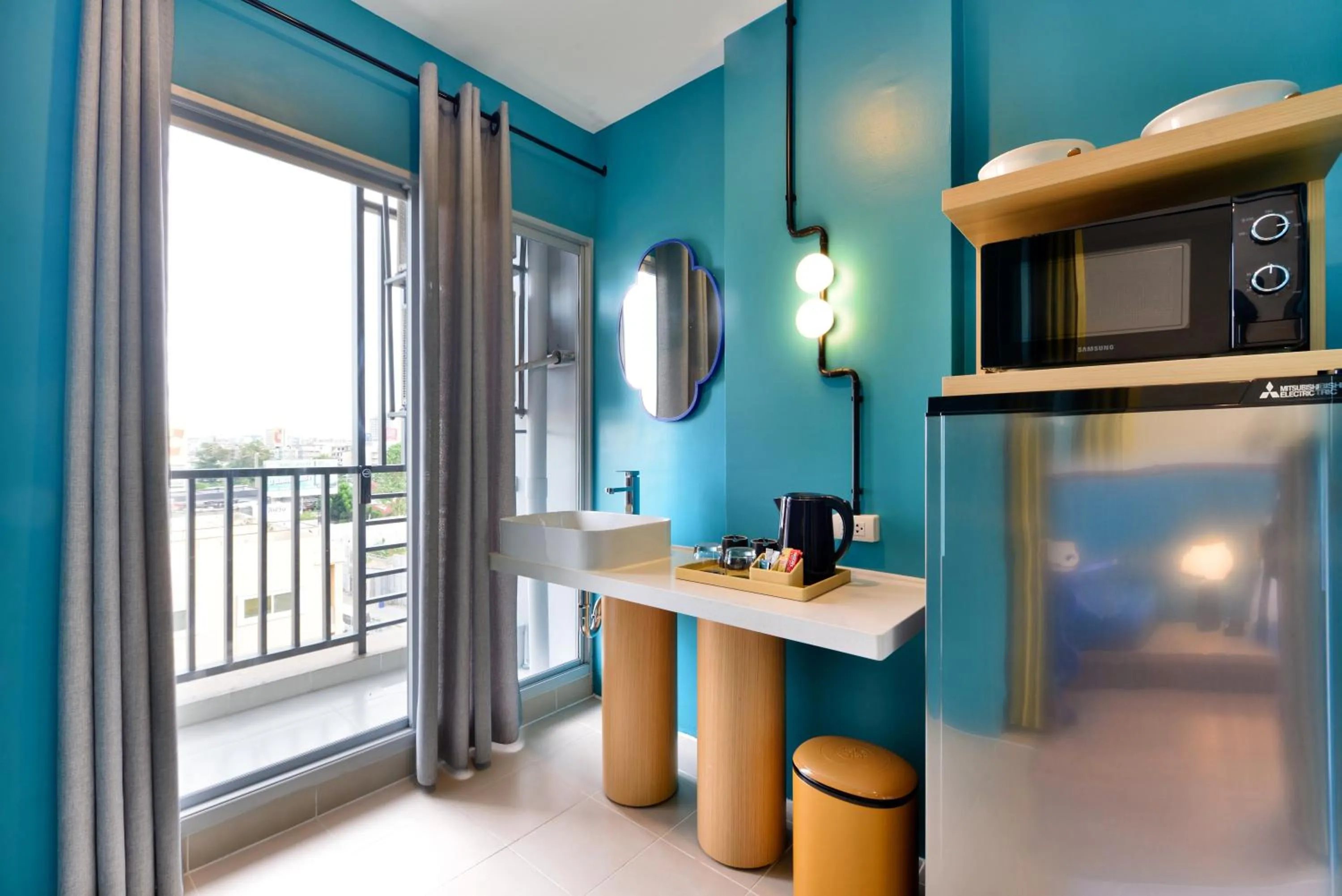 Area and facilities in The Grass Serviced Suites