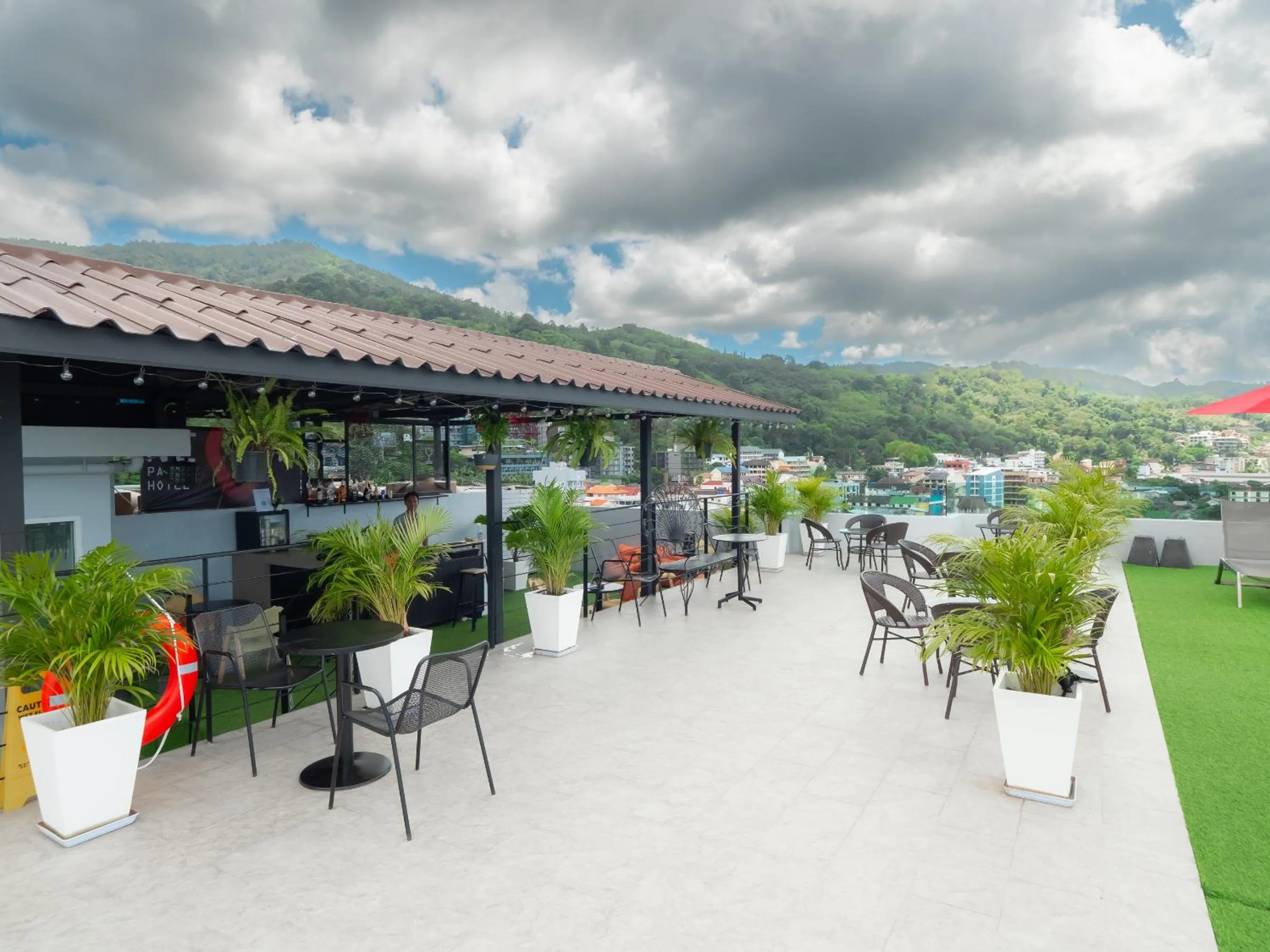 Swimming pool, Restaurant/Places to Eat in At Patong Hotel - SHA Certified