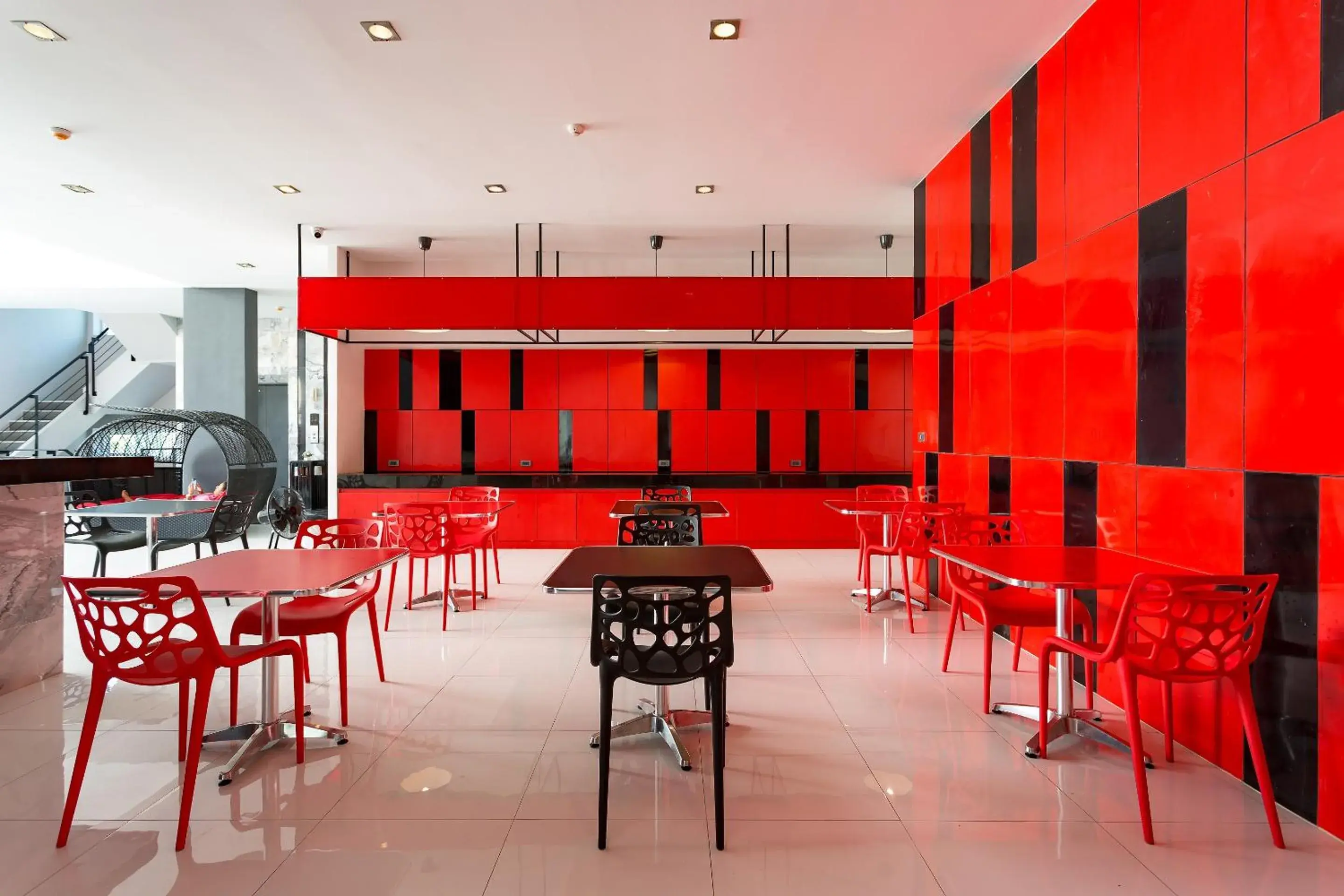 Restaurant/places to eat in Neon Patong Restaurant/places to eat in Neon Patong