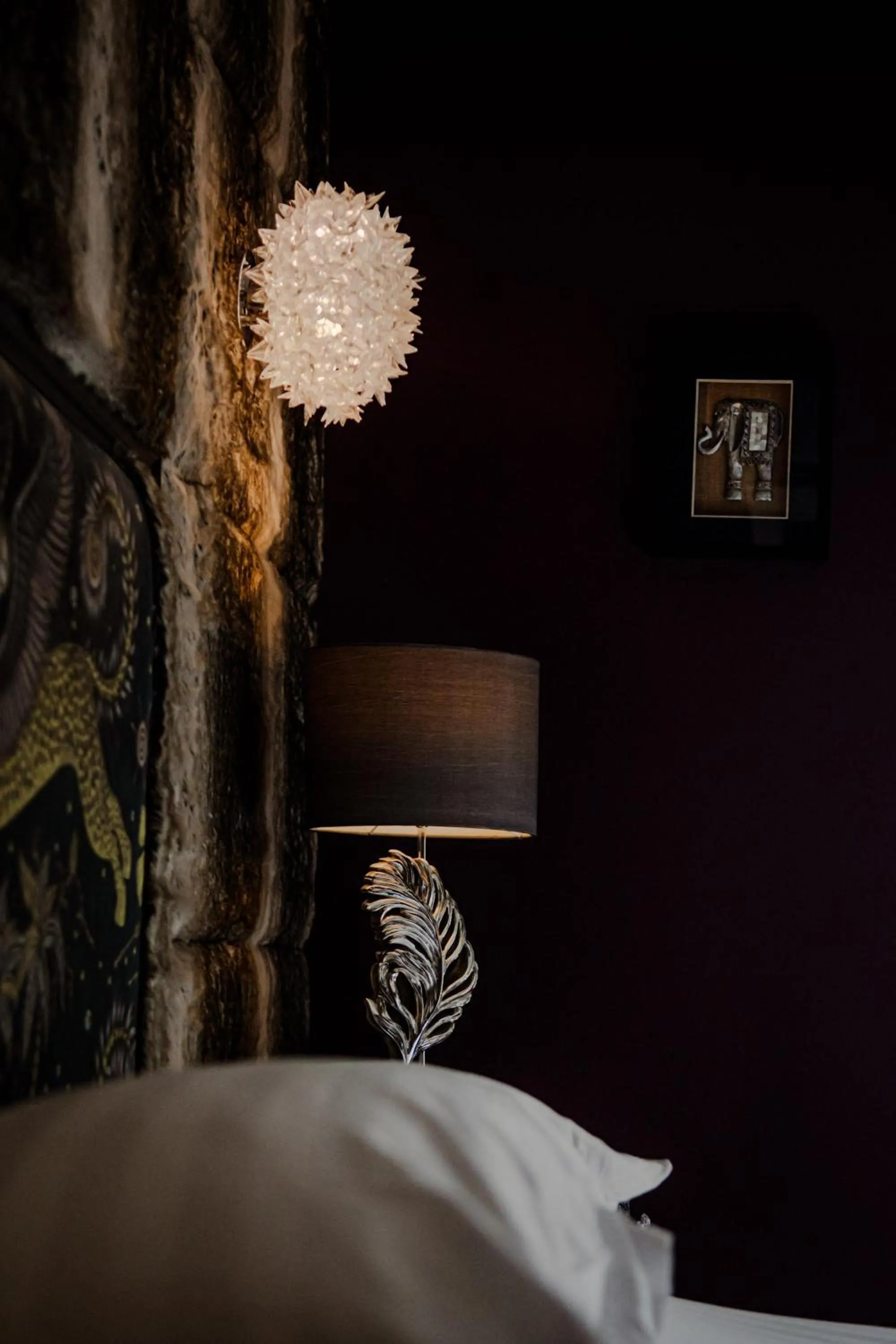 Bed in The White Hart Hotel