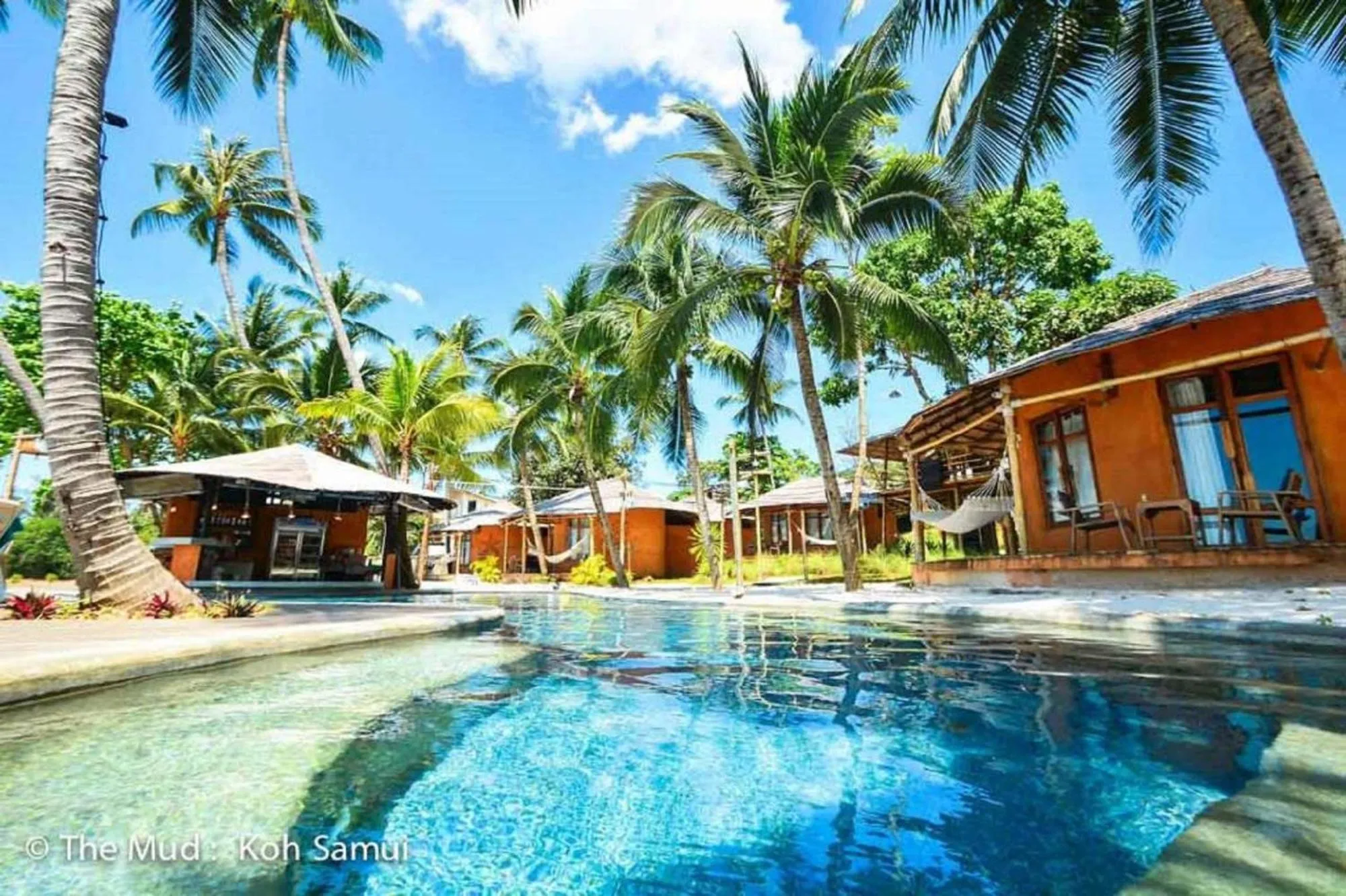 Swimming pool in The Mud - Eco Hotel
