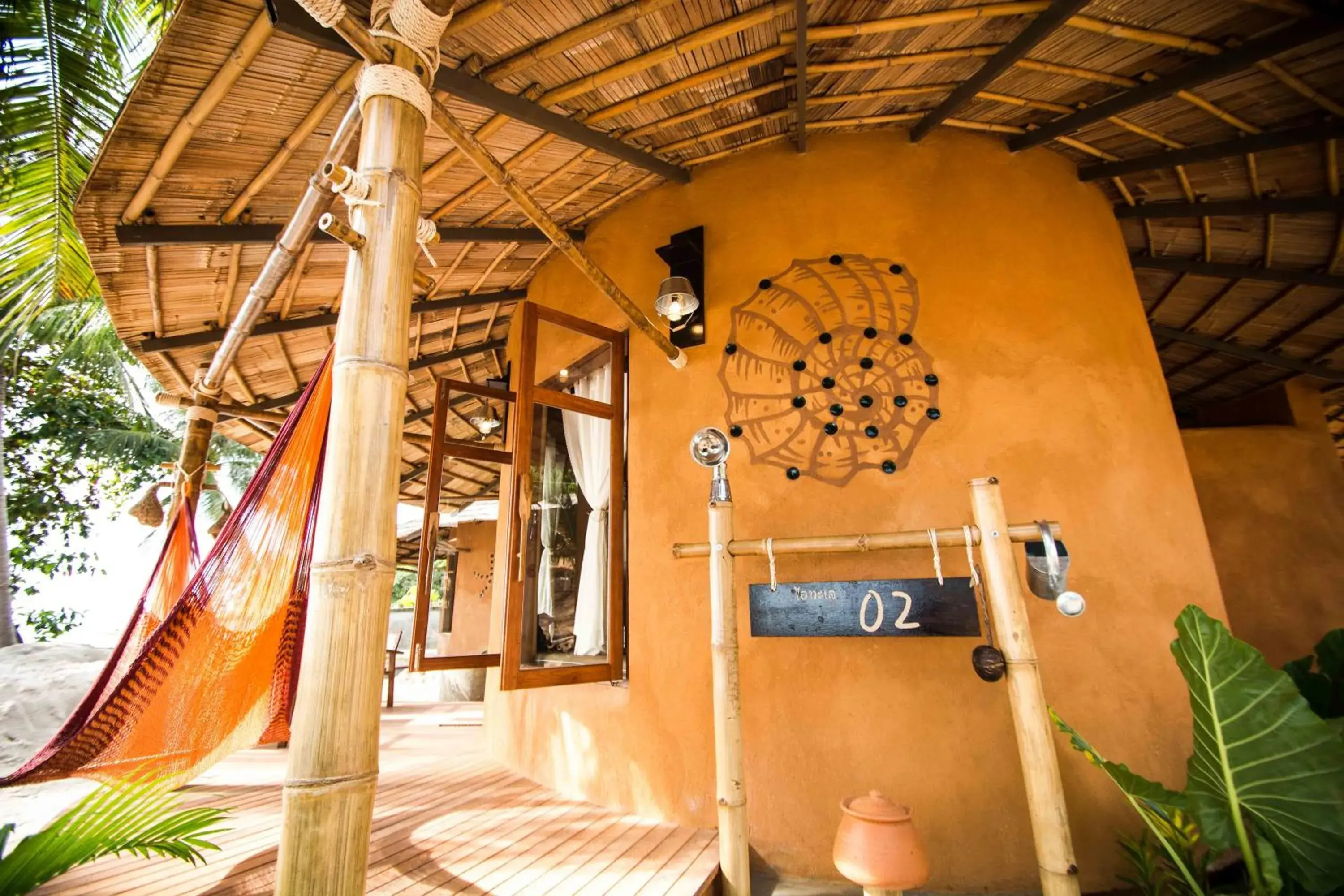 Property building in The Mud - Eco Hotel Property building in The Mud - Eco Hotel