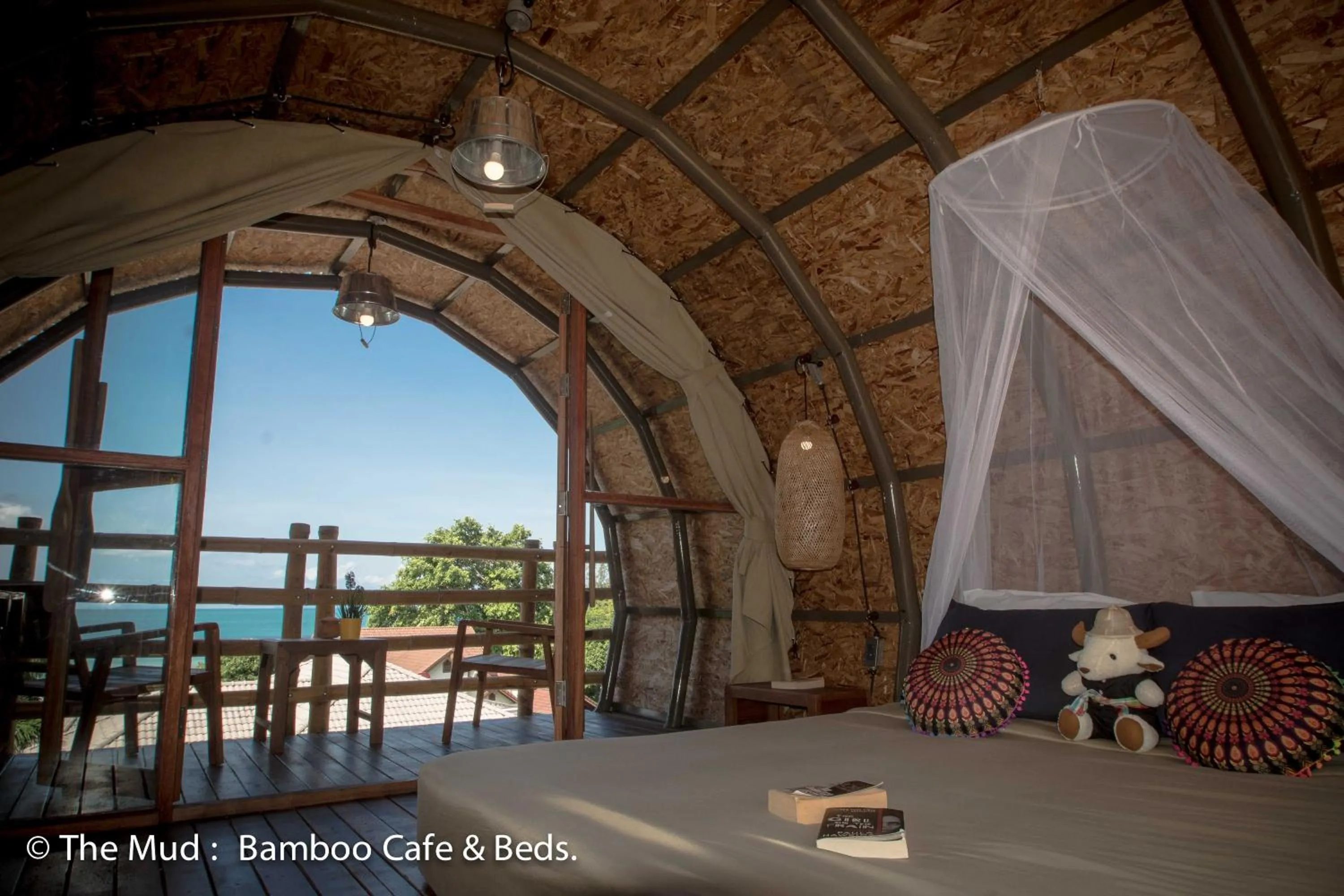 Bed in The Mud - Eco Hotel