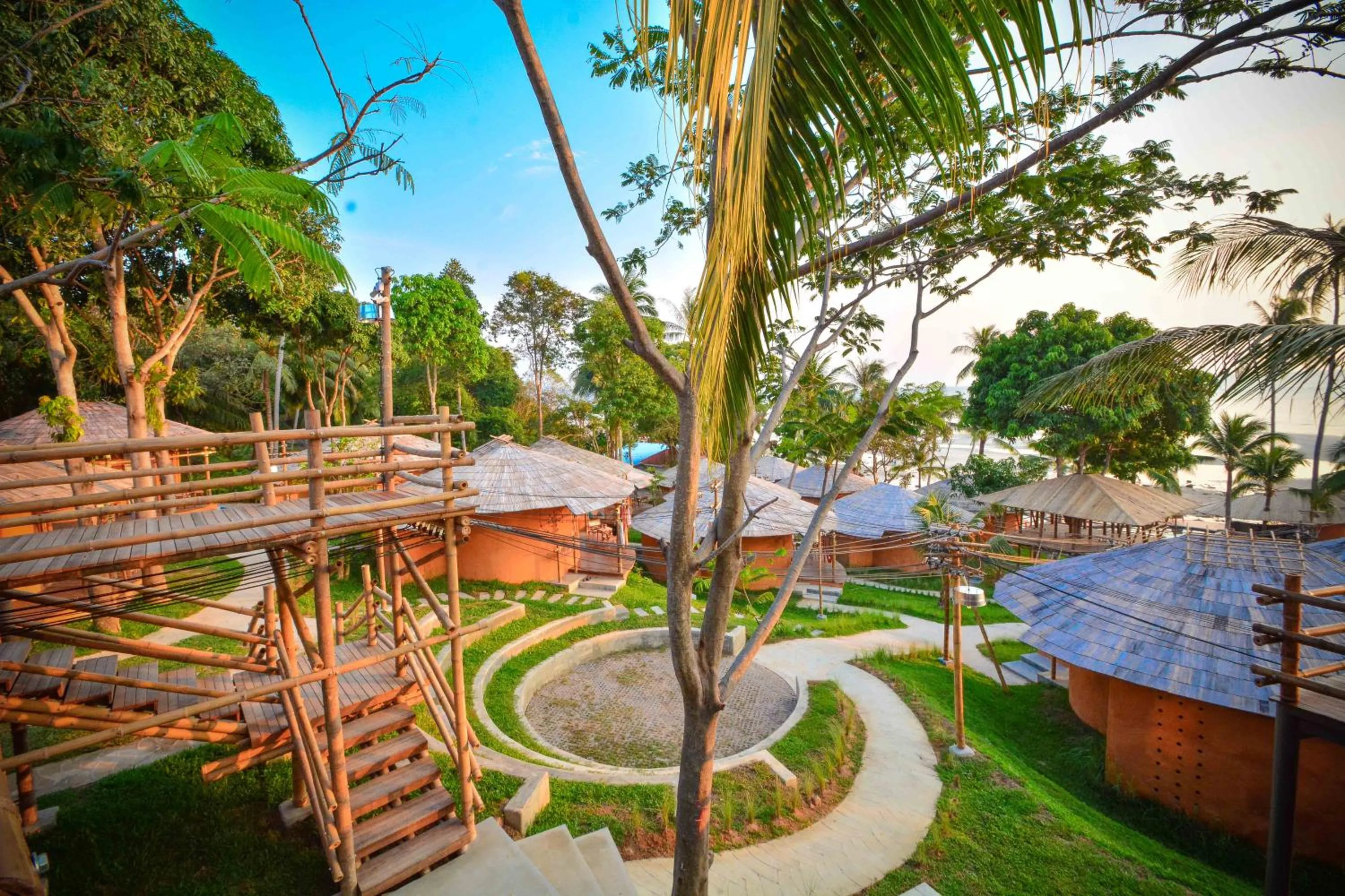 Property building in The Mud - Eco Hotel