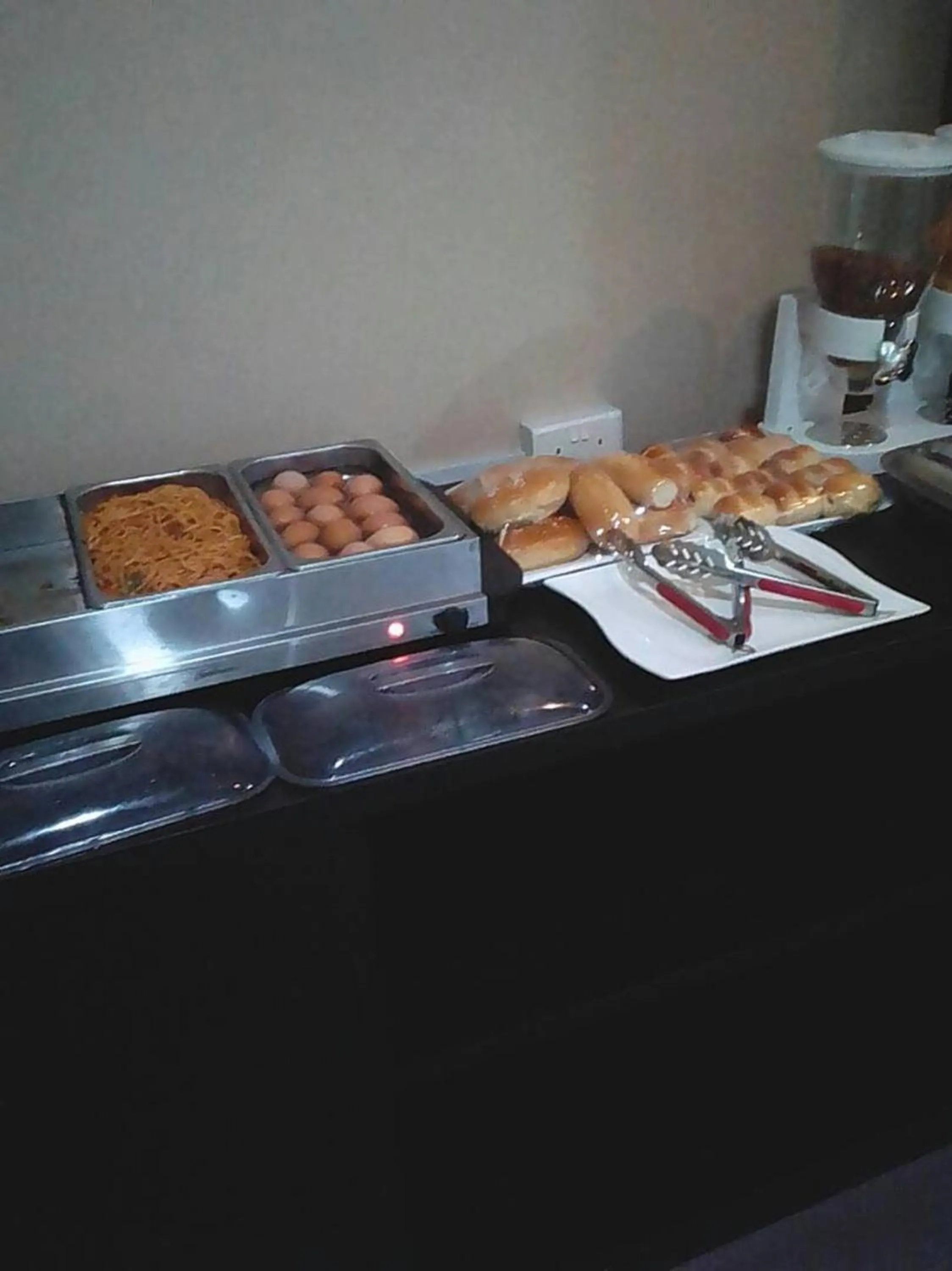 Breakfast in Msquare Hotel GRA