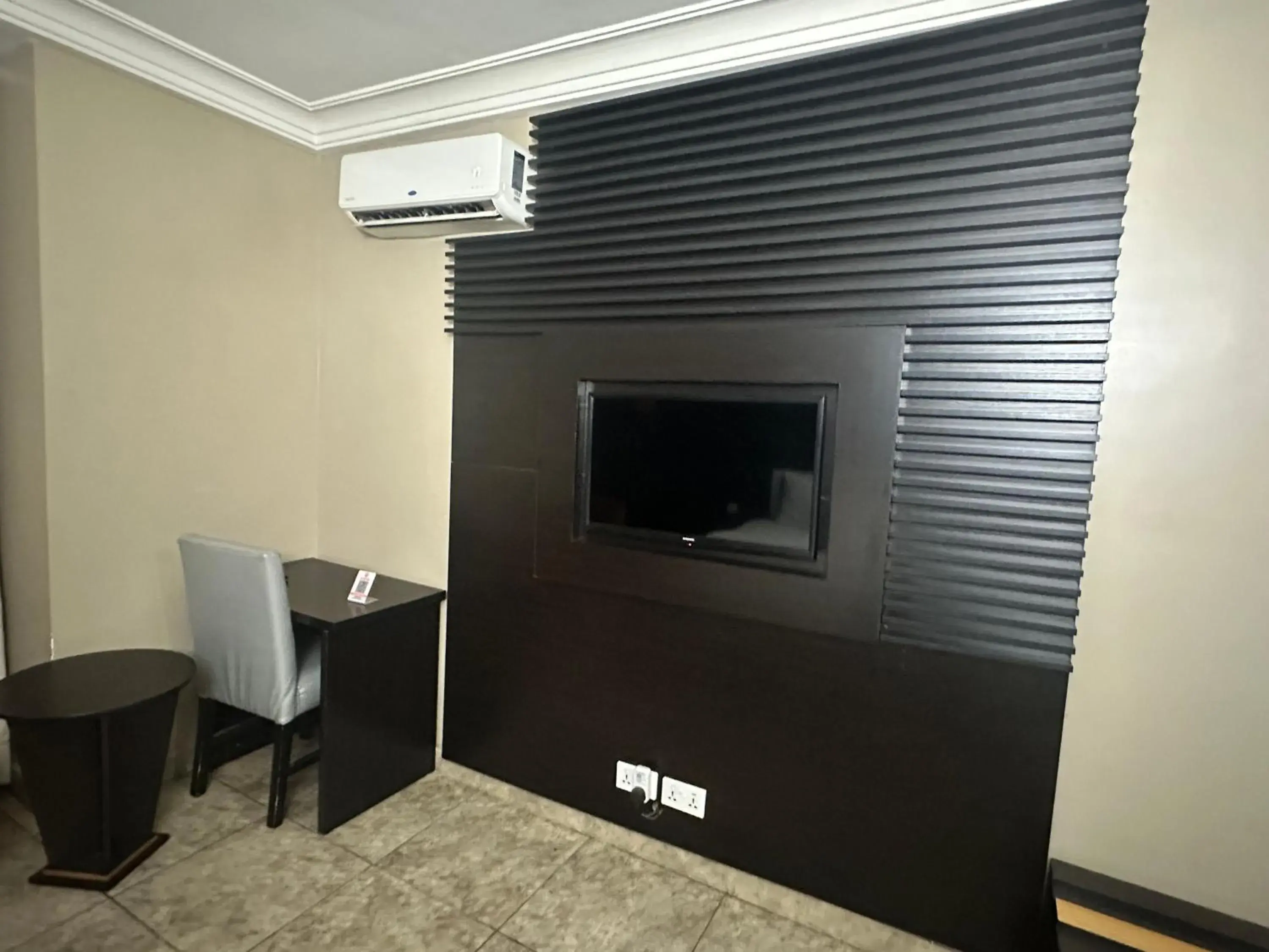 Msquare Hotel GRA Msquare Hotel GRA