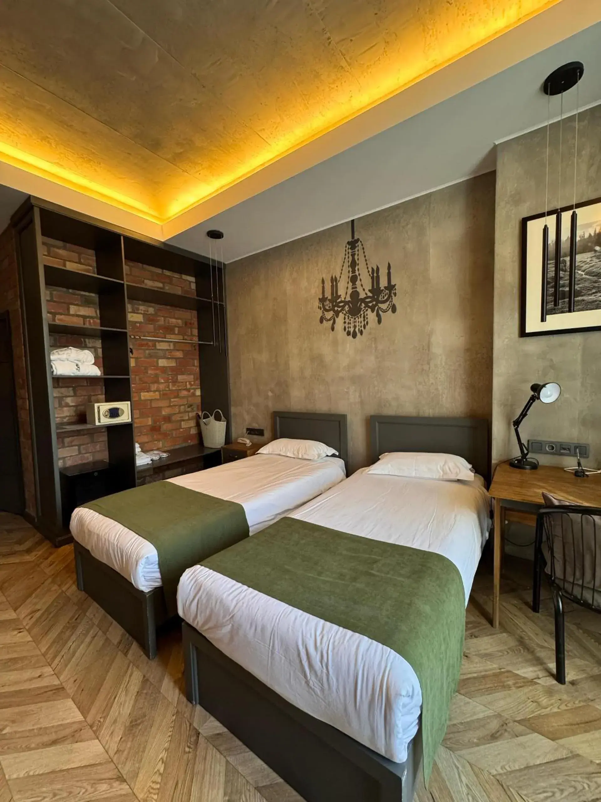 Large Twin Room - single occupancy in Bugu Hotel Bishkek Large Twin Room - single occupancy in Bugu Hotel Bishkek