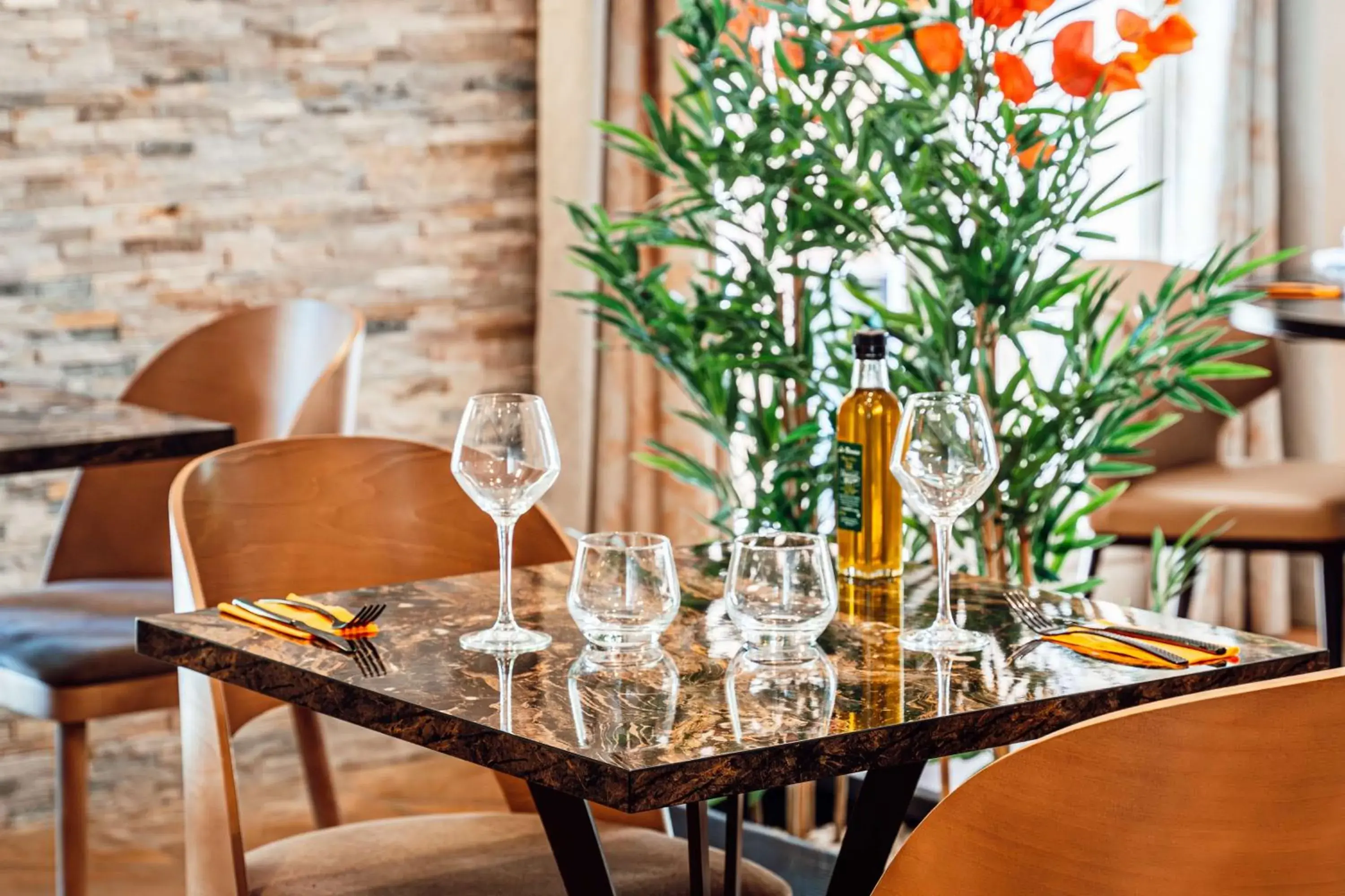 Restaurant/places to eat in Best Western L'Orangerie Restaurant/places to eat in Best Western L'Orangerie