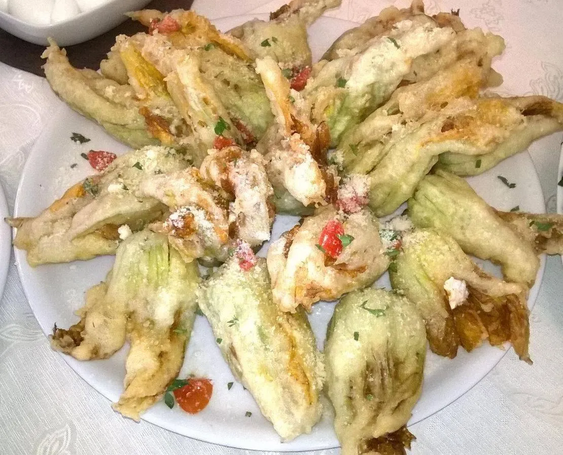 Restaurant/places to eat in Il Casale Del Mirto