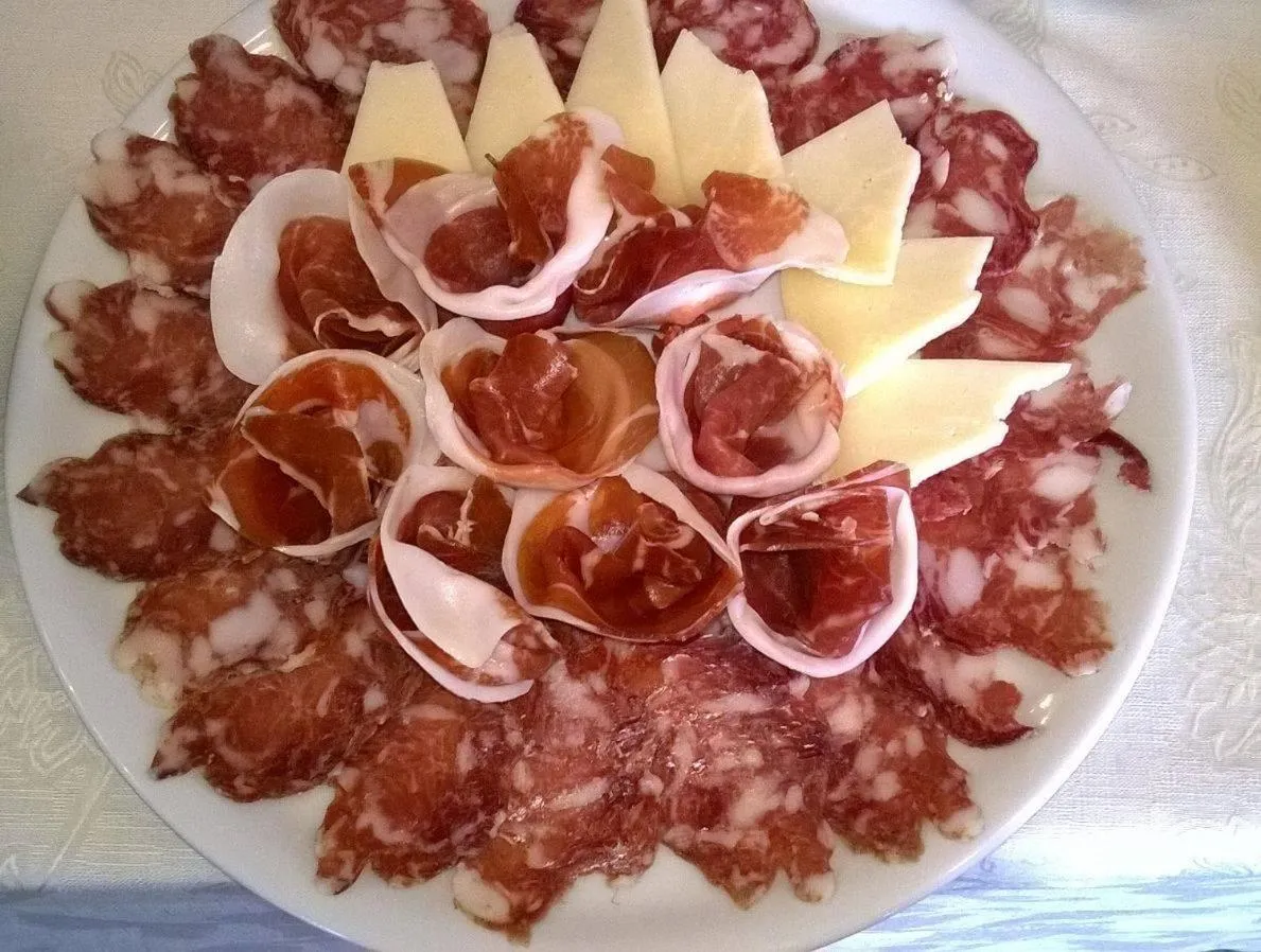 Restaurant/places to eat in Il Casale Del Mirto