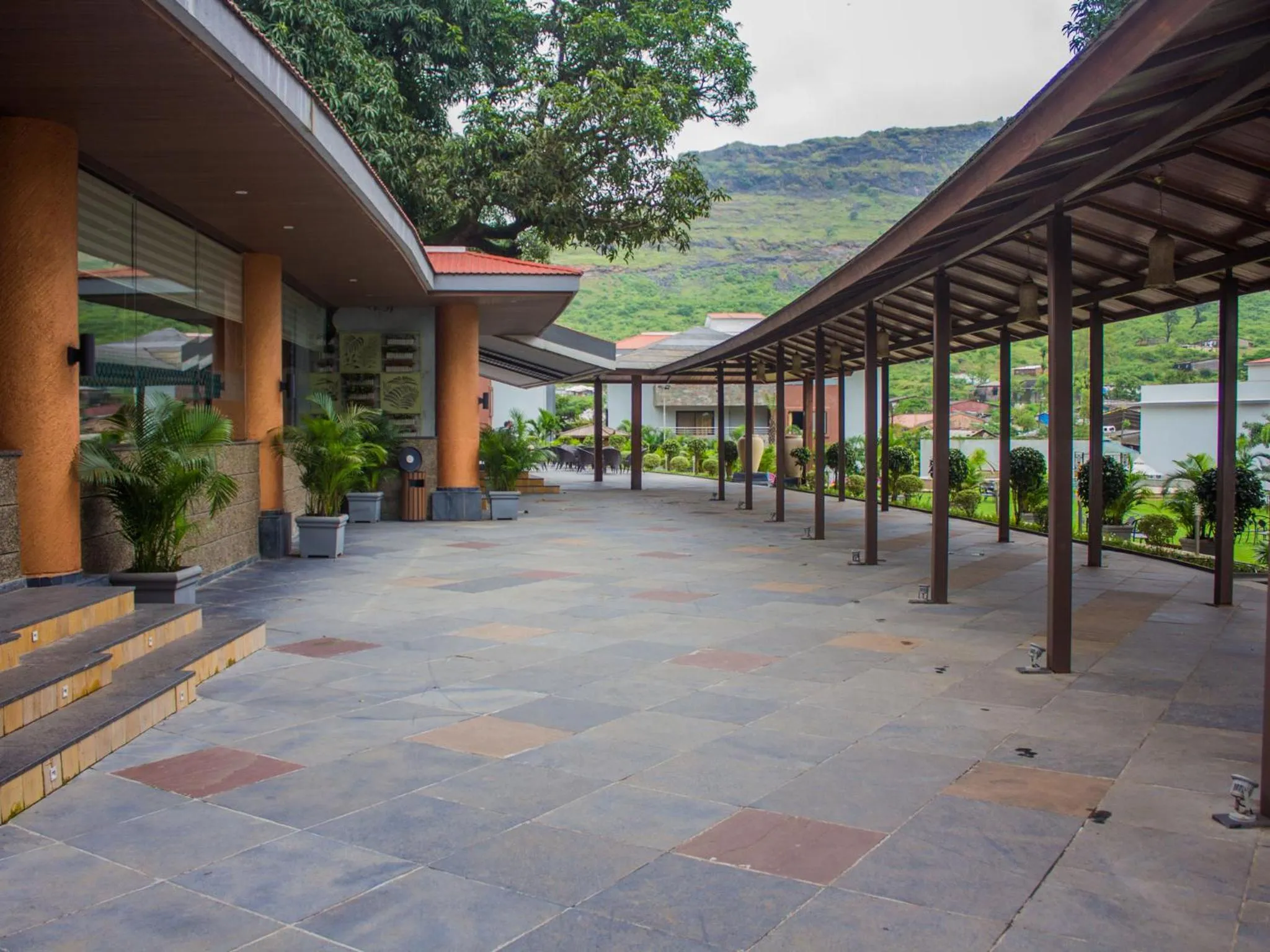 Facade/entrance in Club Mahindra Hatgad