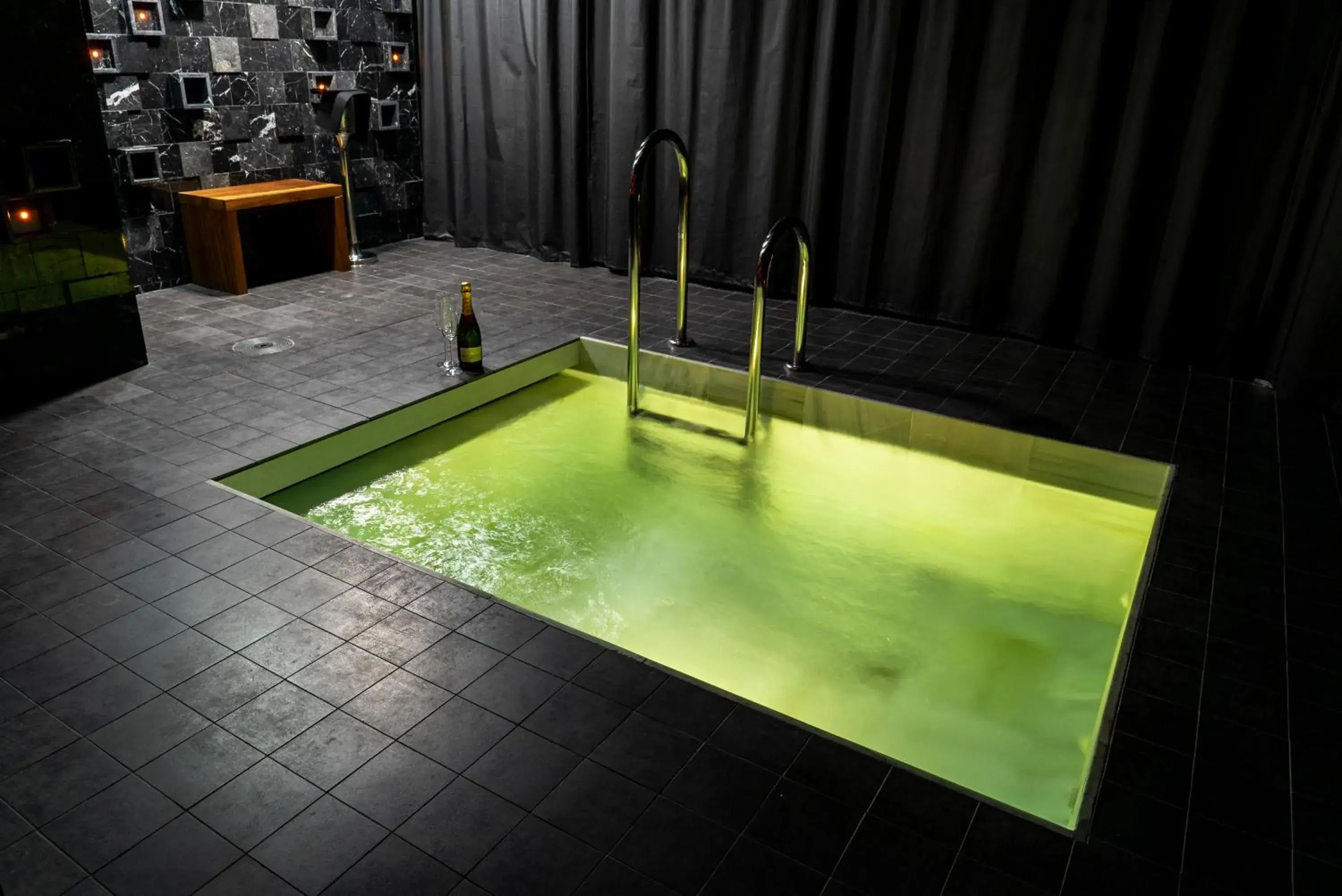 Spa and wellness centre/facilities in Soho Boutique Granada Spa and wellness centre/facilities in Soho Boutique Granada