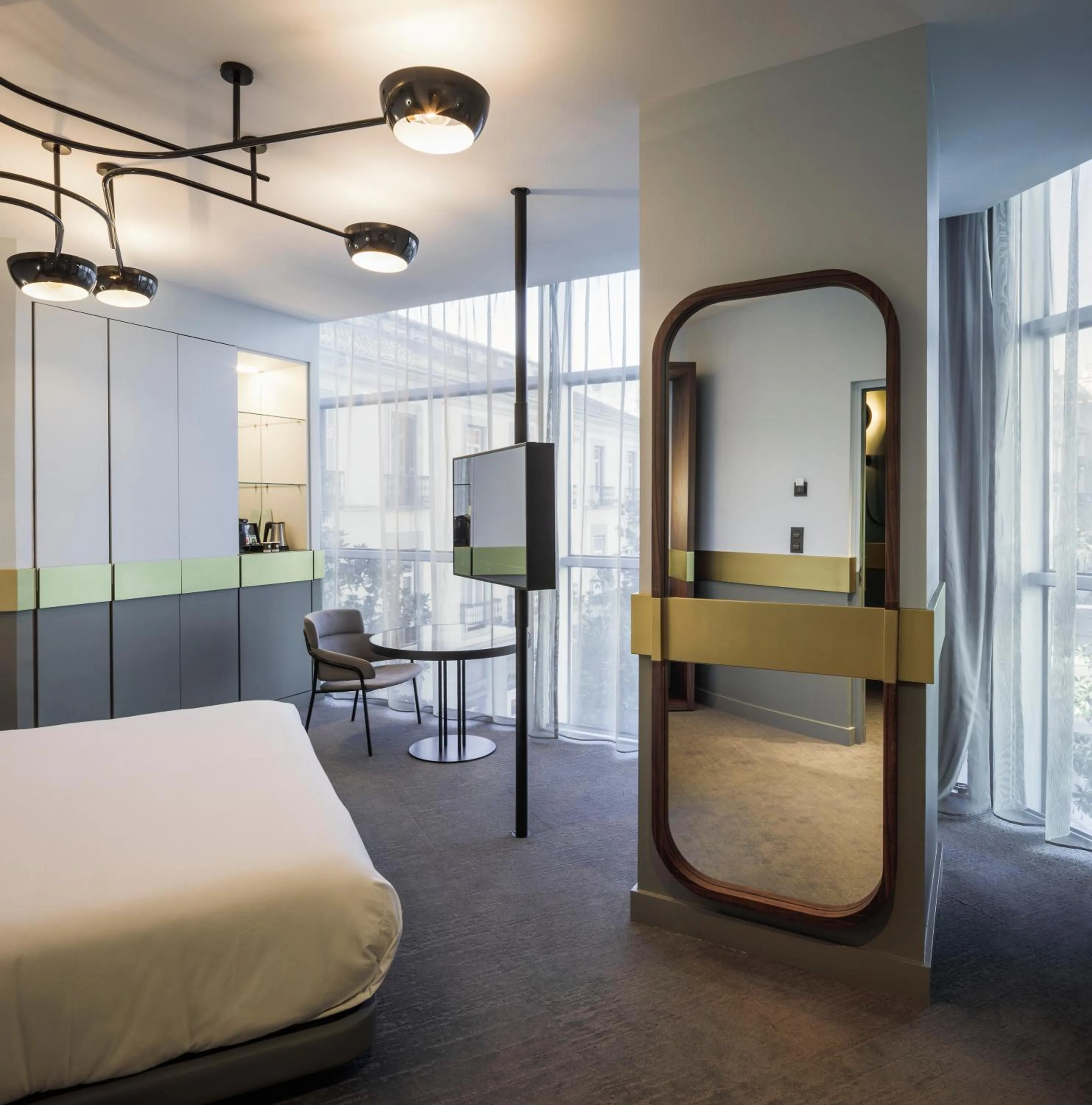 Bedroom, Bed in Hotel Colón Centro