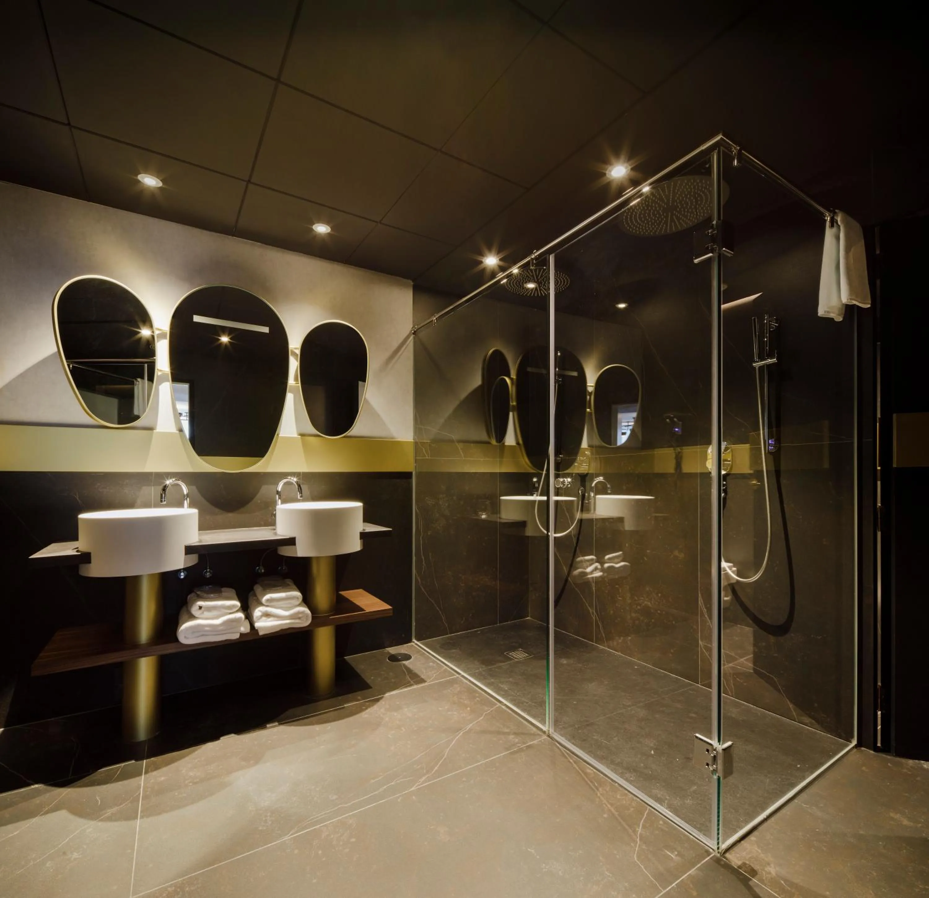 Bathroom in Hotel Colón Centro