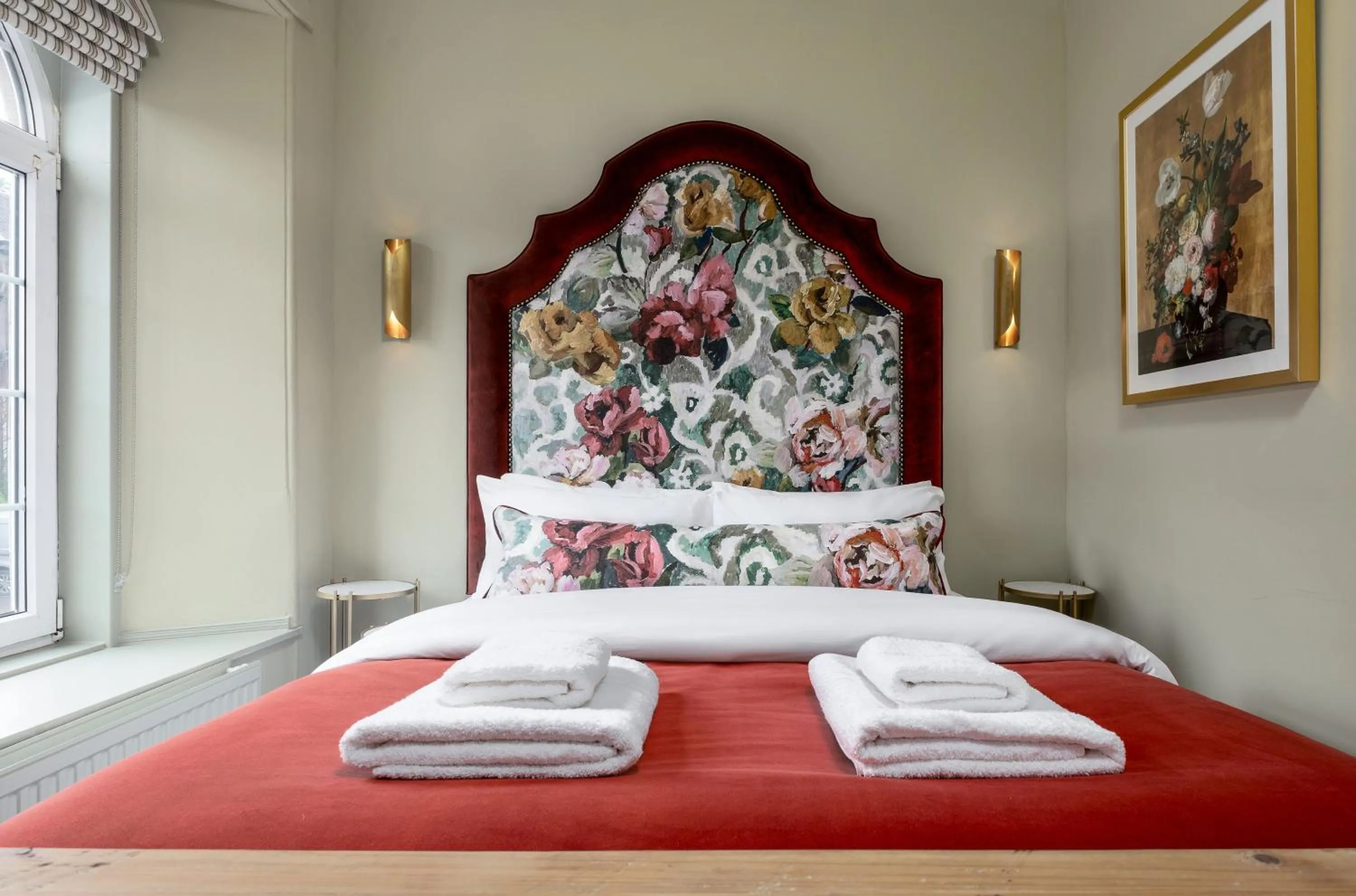 Bed in Munro Guest House