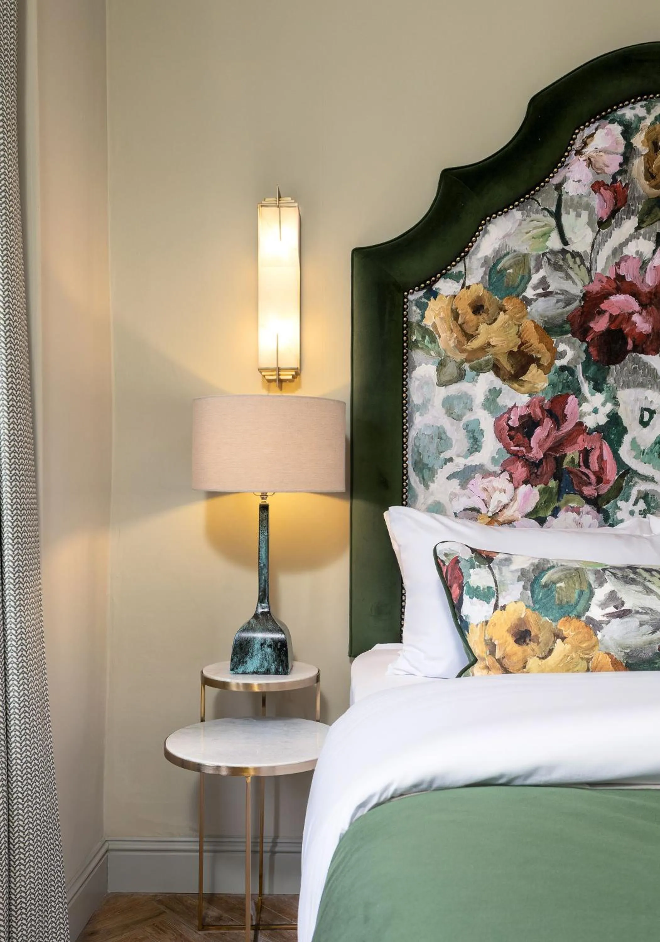 Bed in Munro Guest House