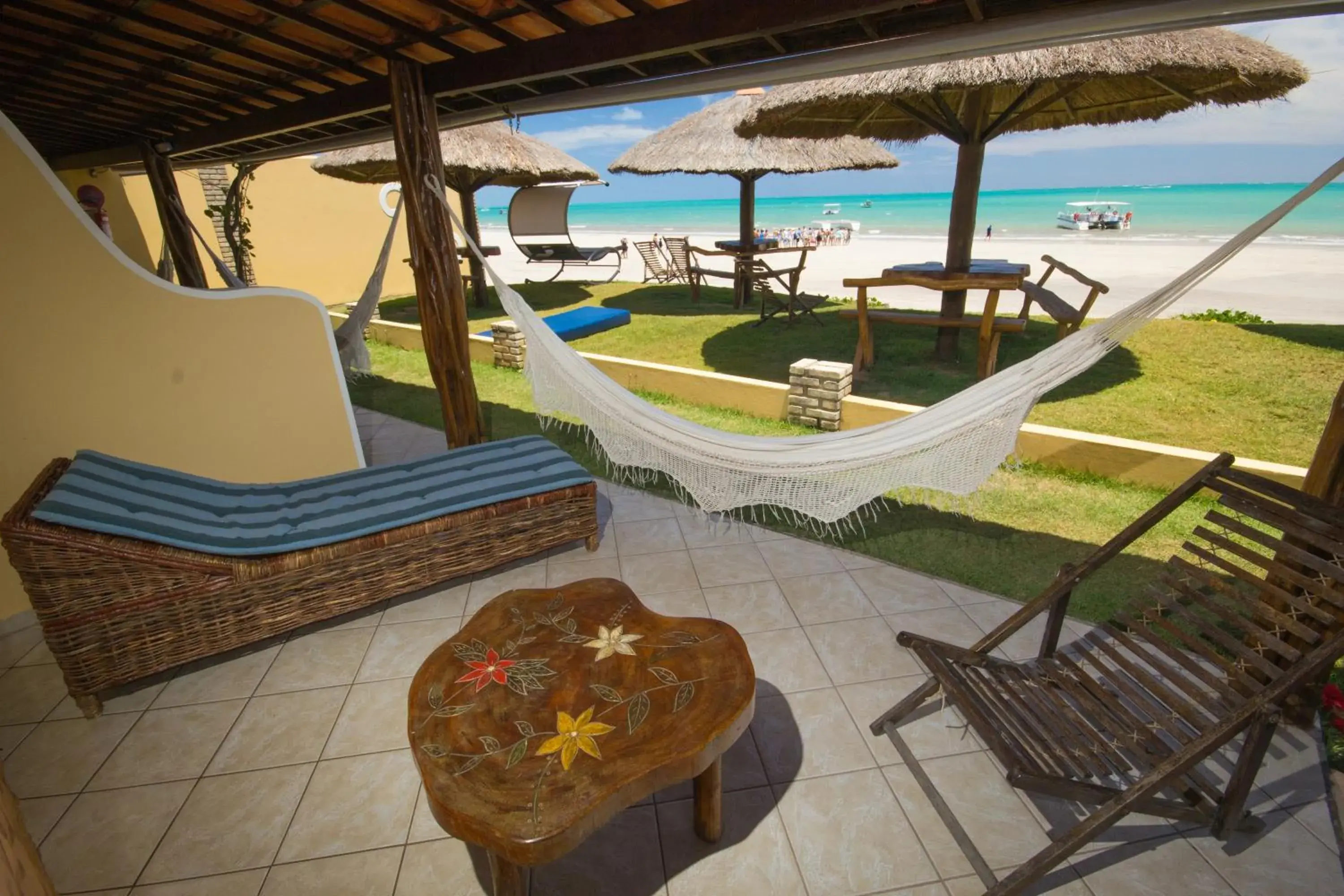 Deluxe Double Room with Balcony and Sea View in Pousada Portal do Maragogi Deluxe Double Room with Balcony and Sea View in Pousada Portal do Maragogi