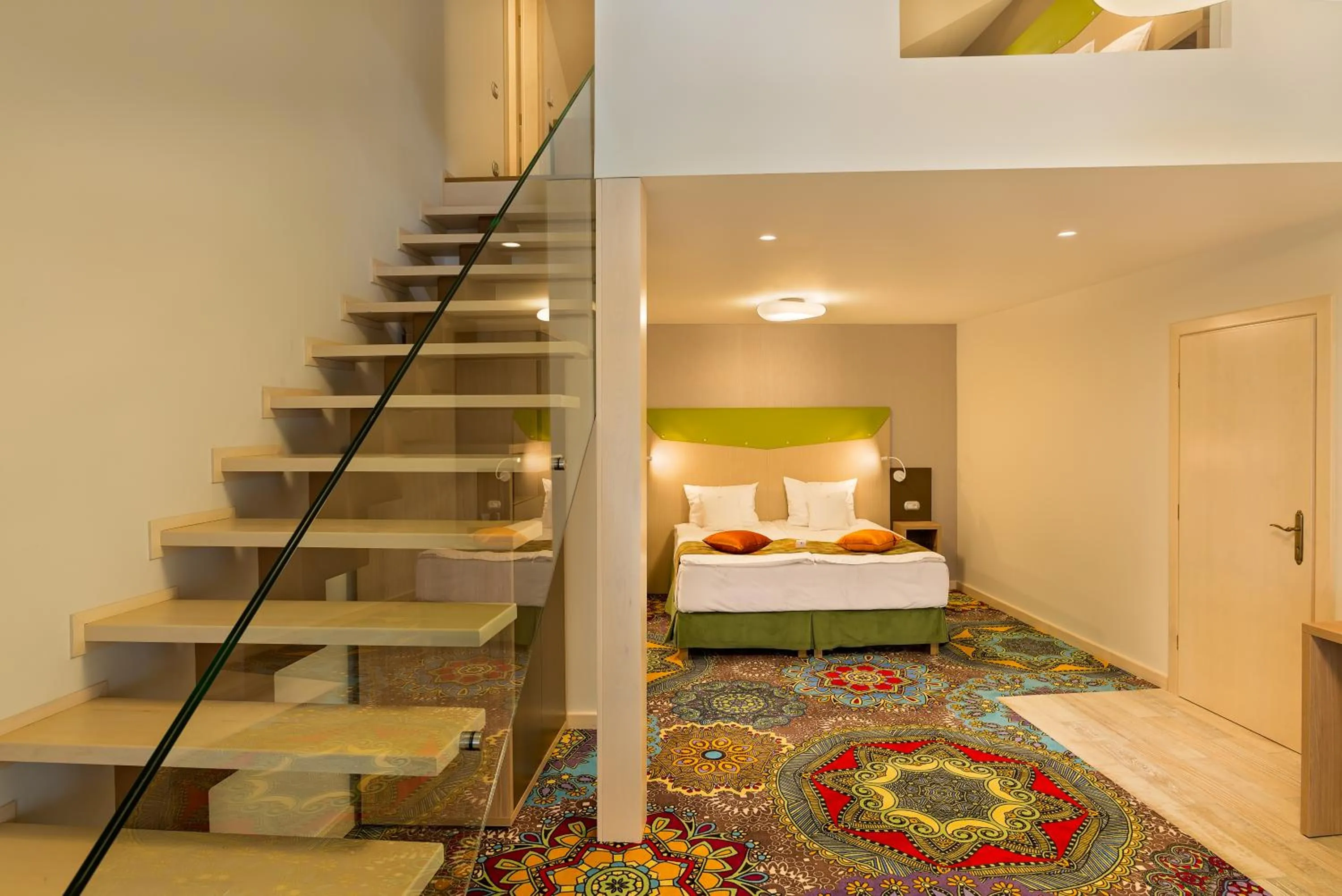 Bed in Blumenhaus Sibiu