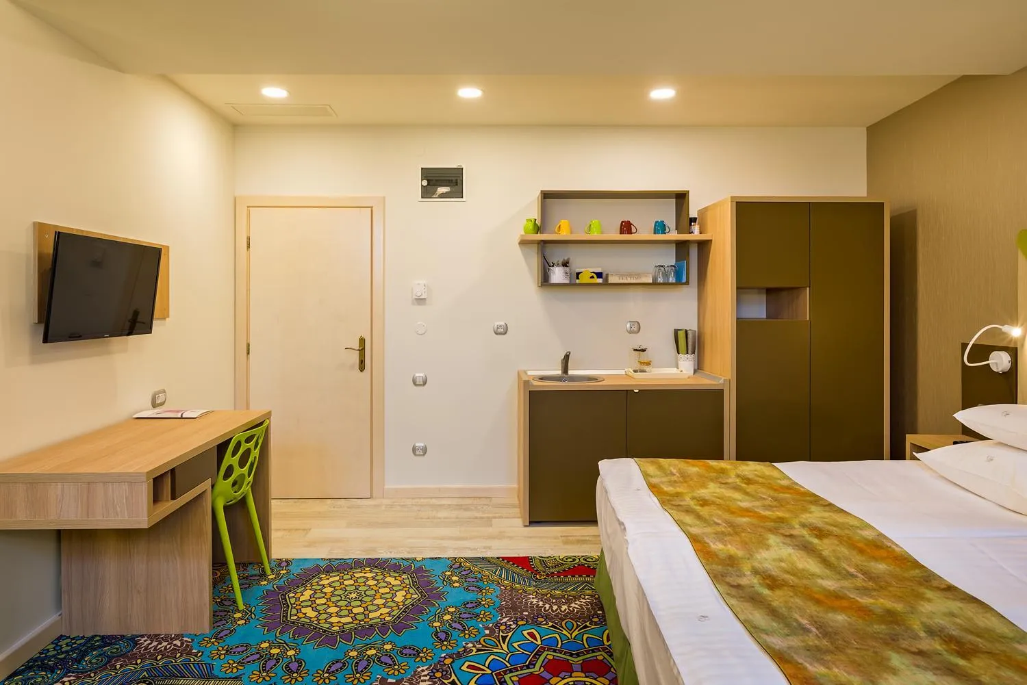 Bed in Blumenhaus Sibiu