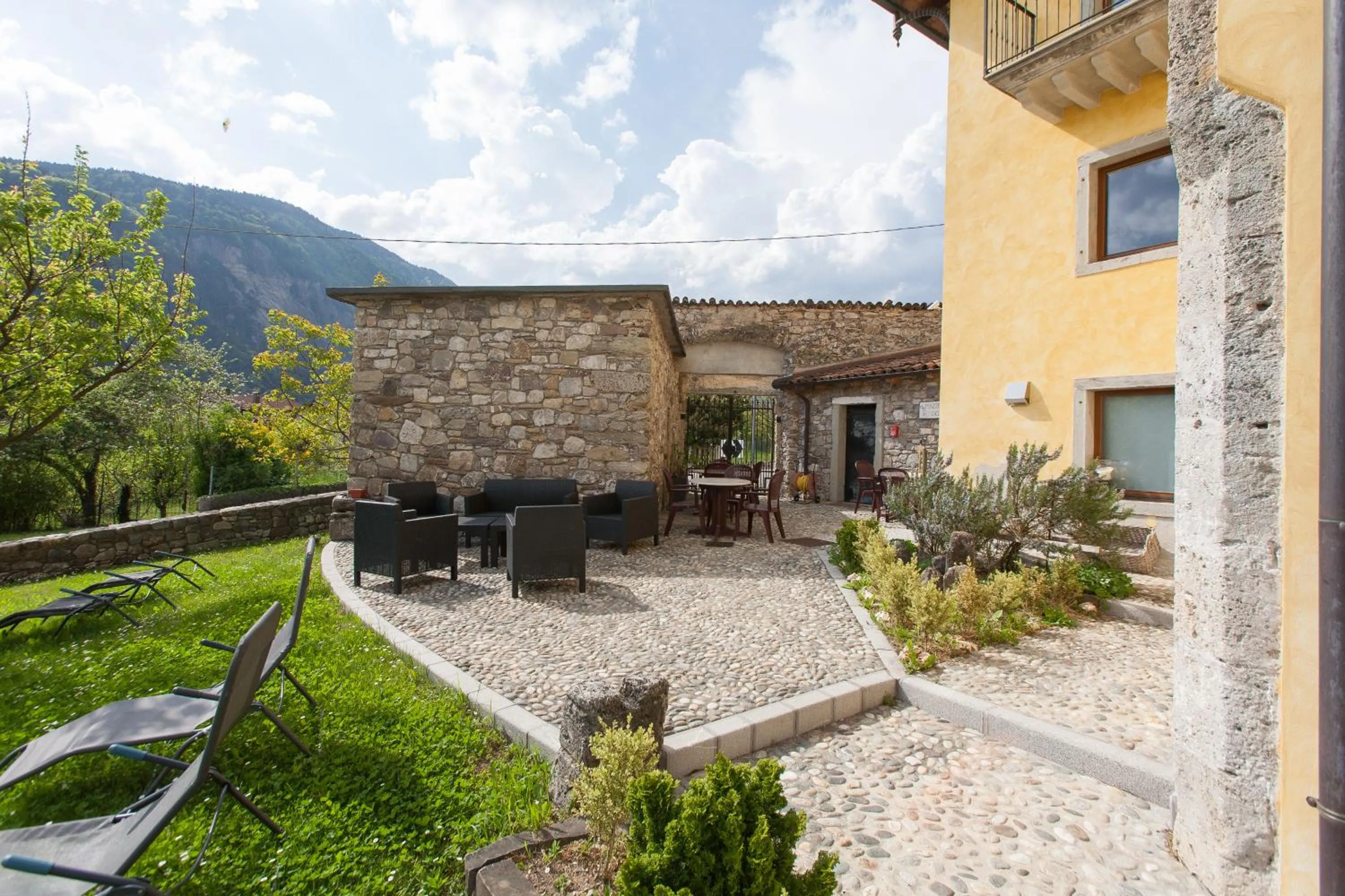 Property building in Residence Samont