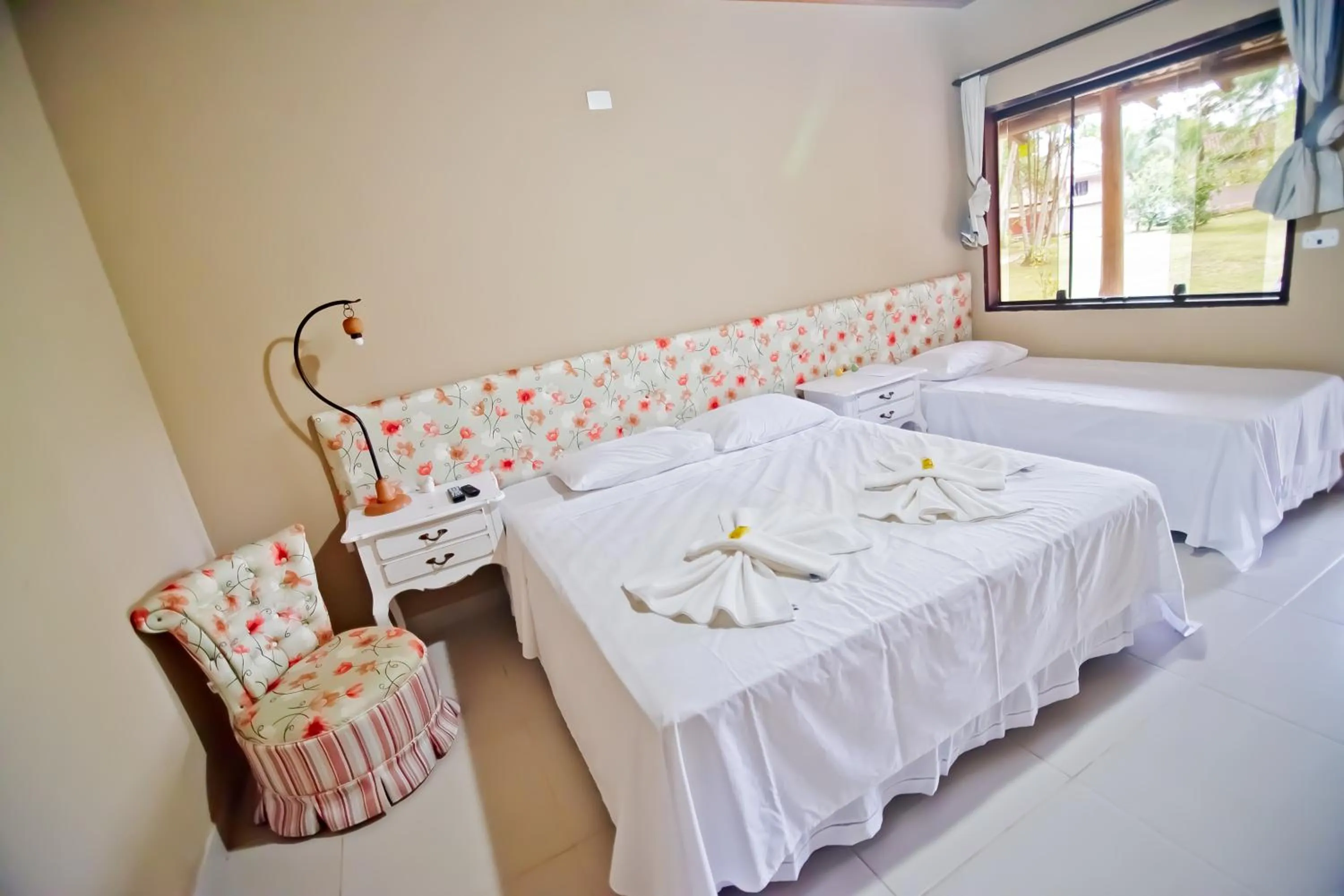 Photo of the whole room, Bed in Vila Noah Pousada