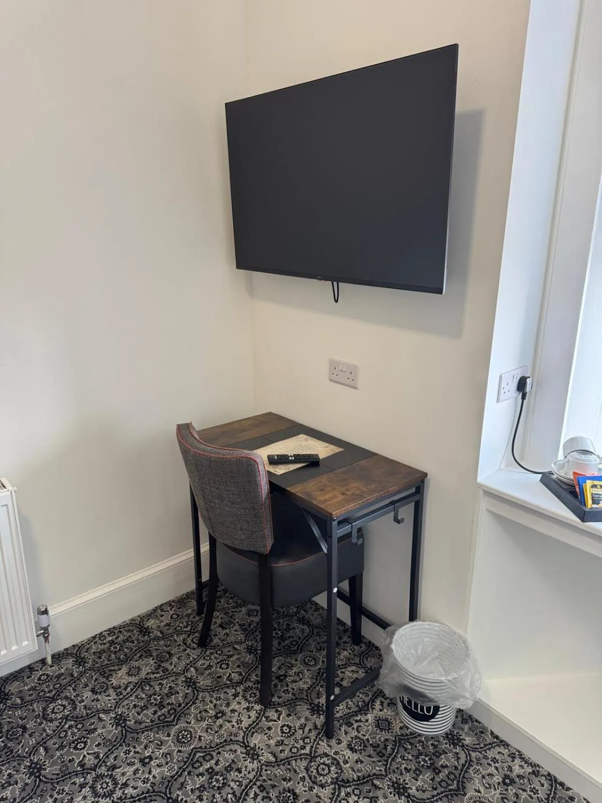 Bedroom in The Royal Hotel Elgin