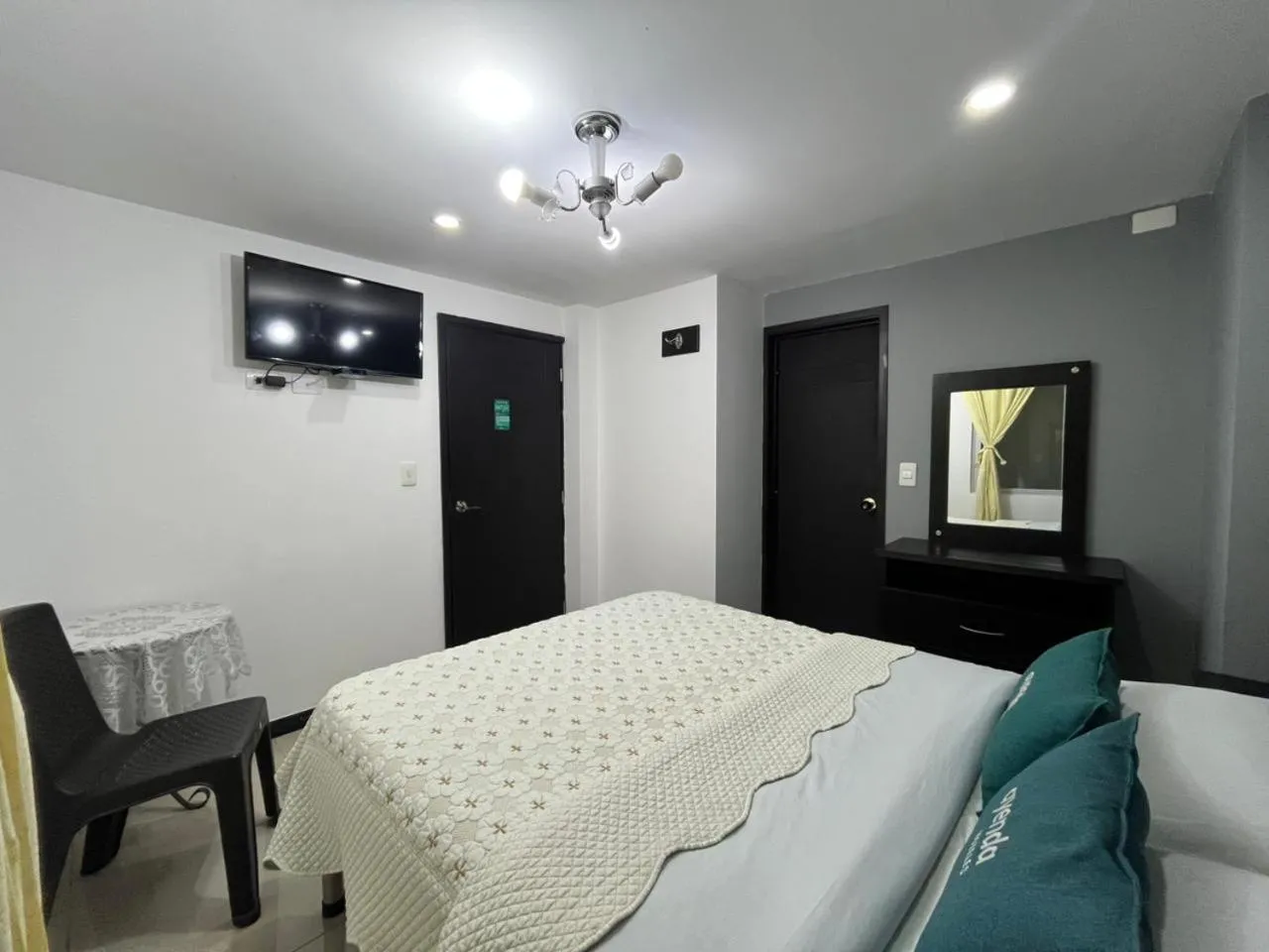 Photo of the whole room, Bed in Ayenda Balcon Real