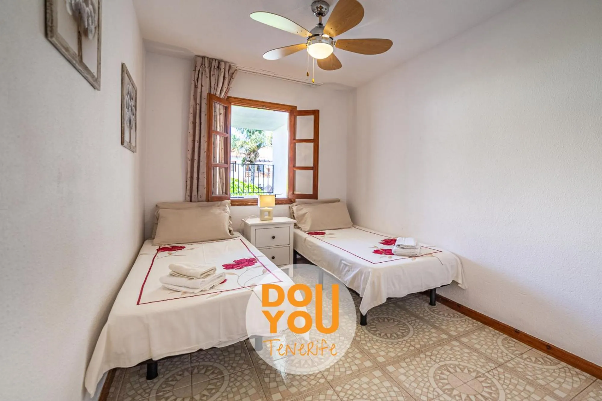 Bedroom, Bed in Apartment Fairways Club