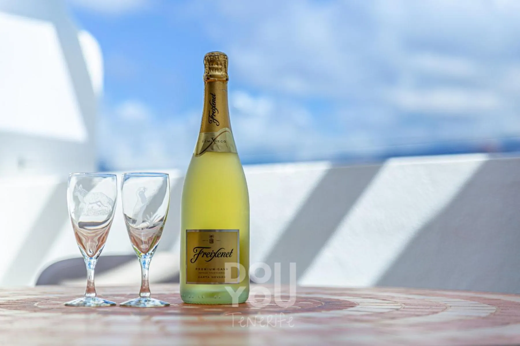 Drinks in Apartment Fairways Club