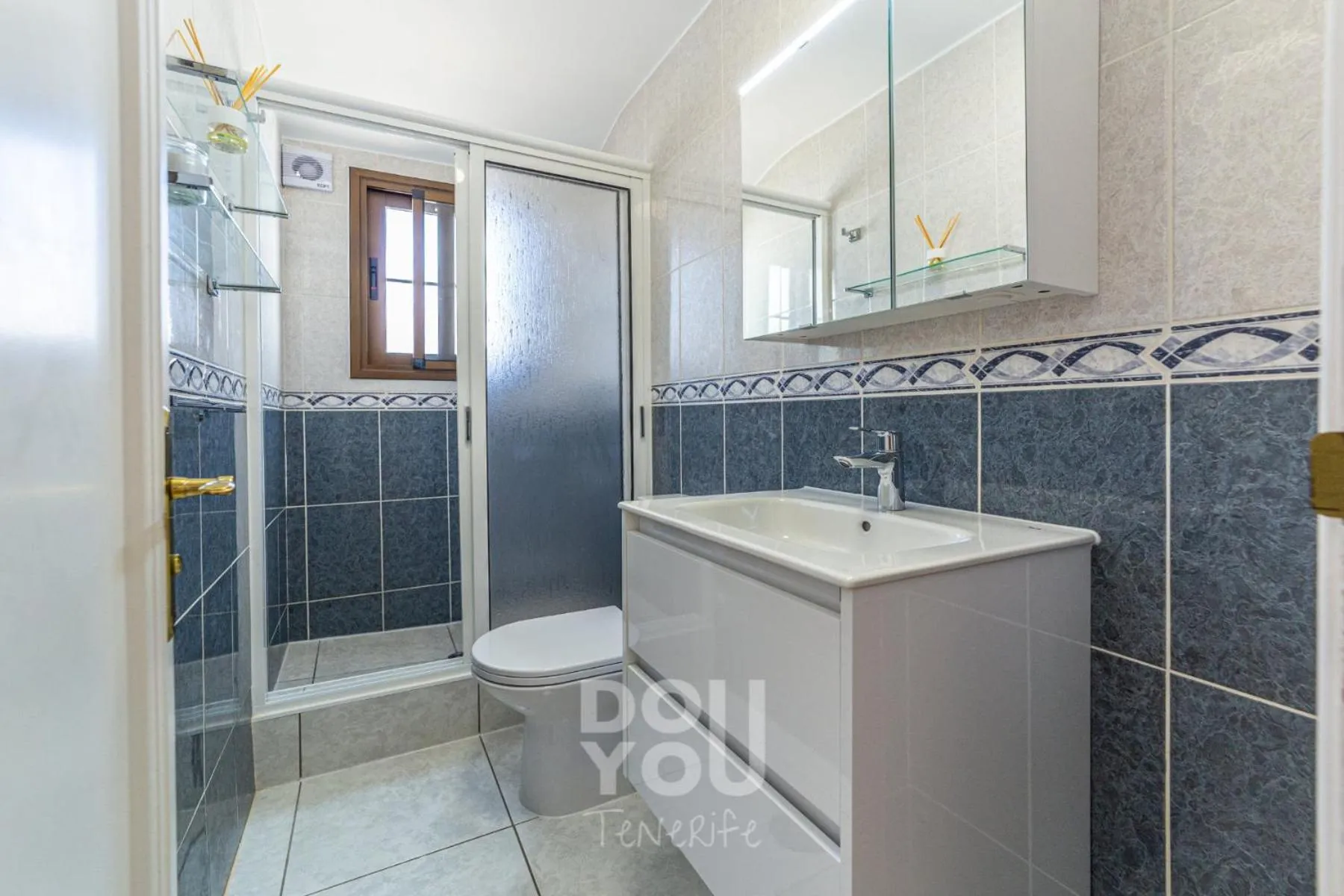 Shower in Apartment Fairways Club