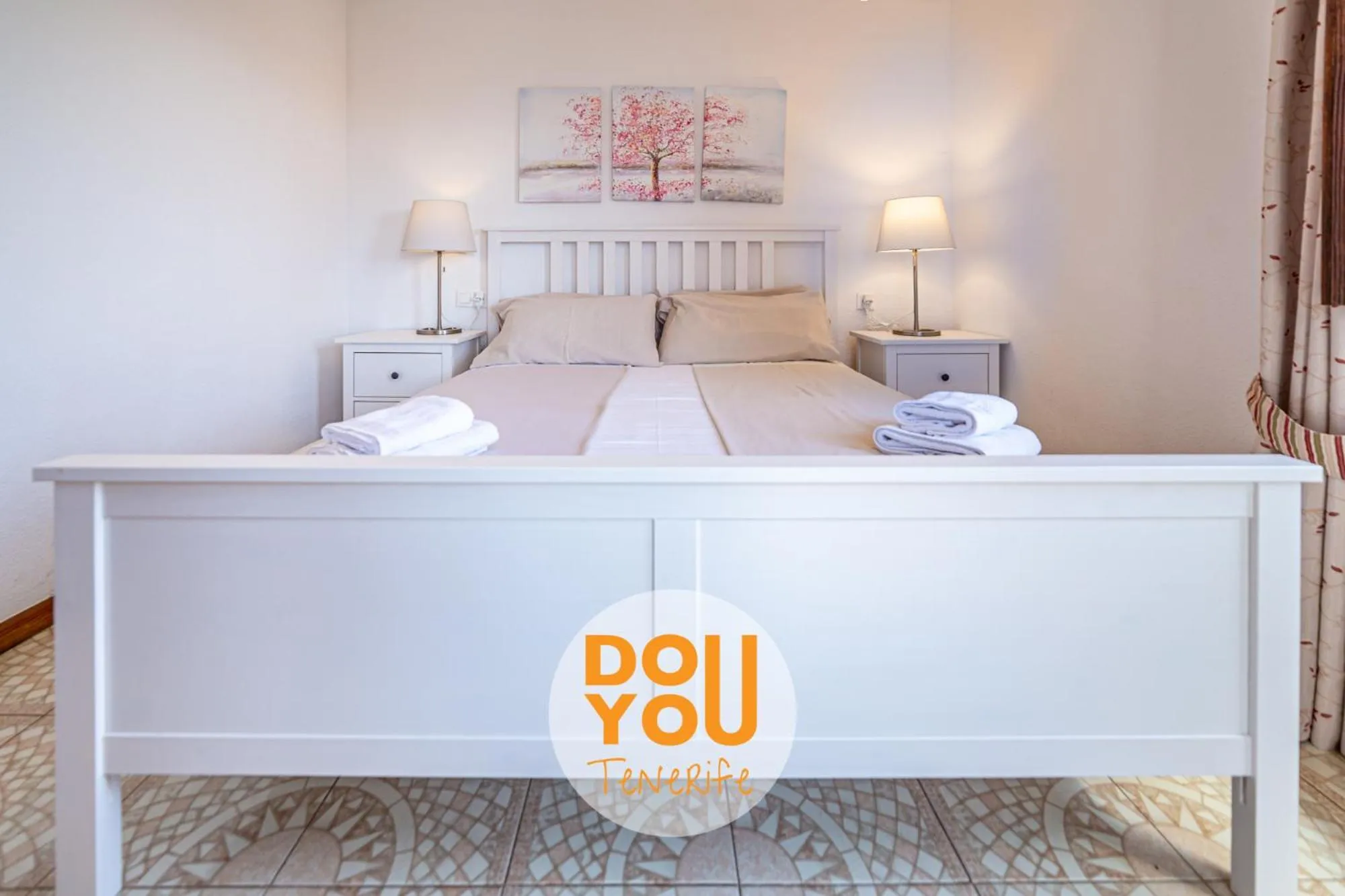 Bedroom, Bed in Apartment Fairways Club