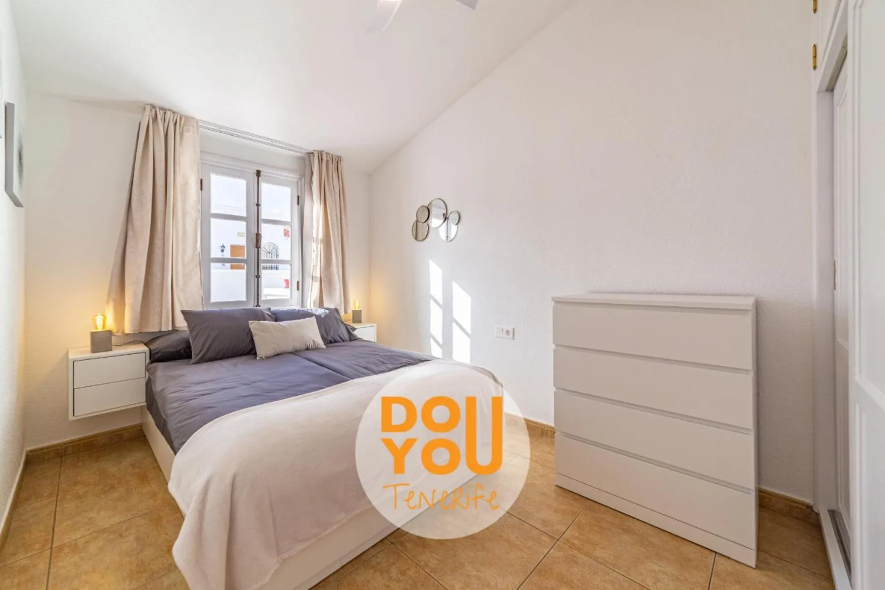 Bedroom, Bed in Apartment Fairways Club