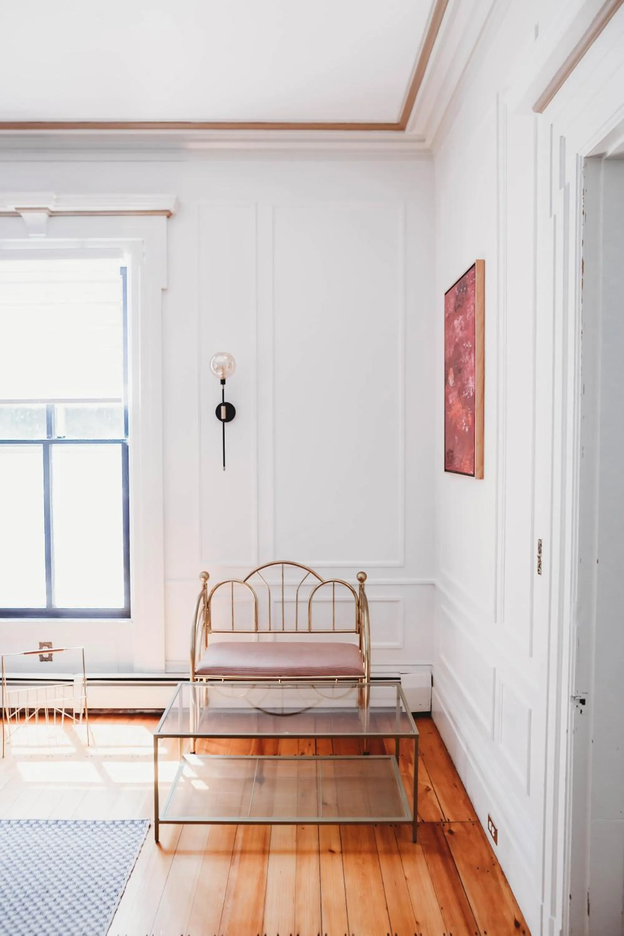 Bed in The Montague Rose Inn & Cafe